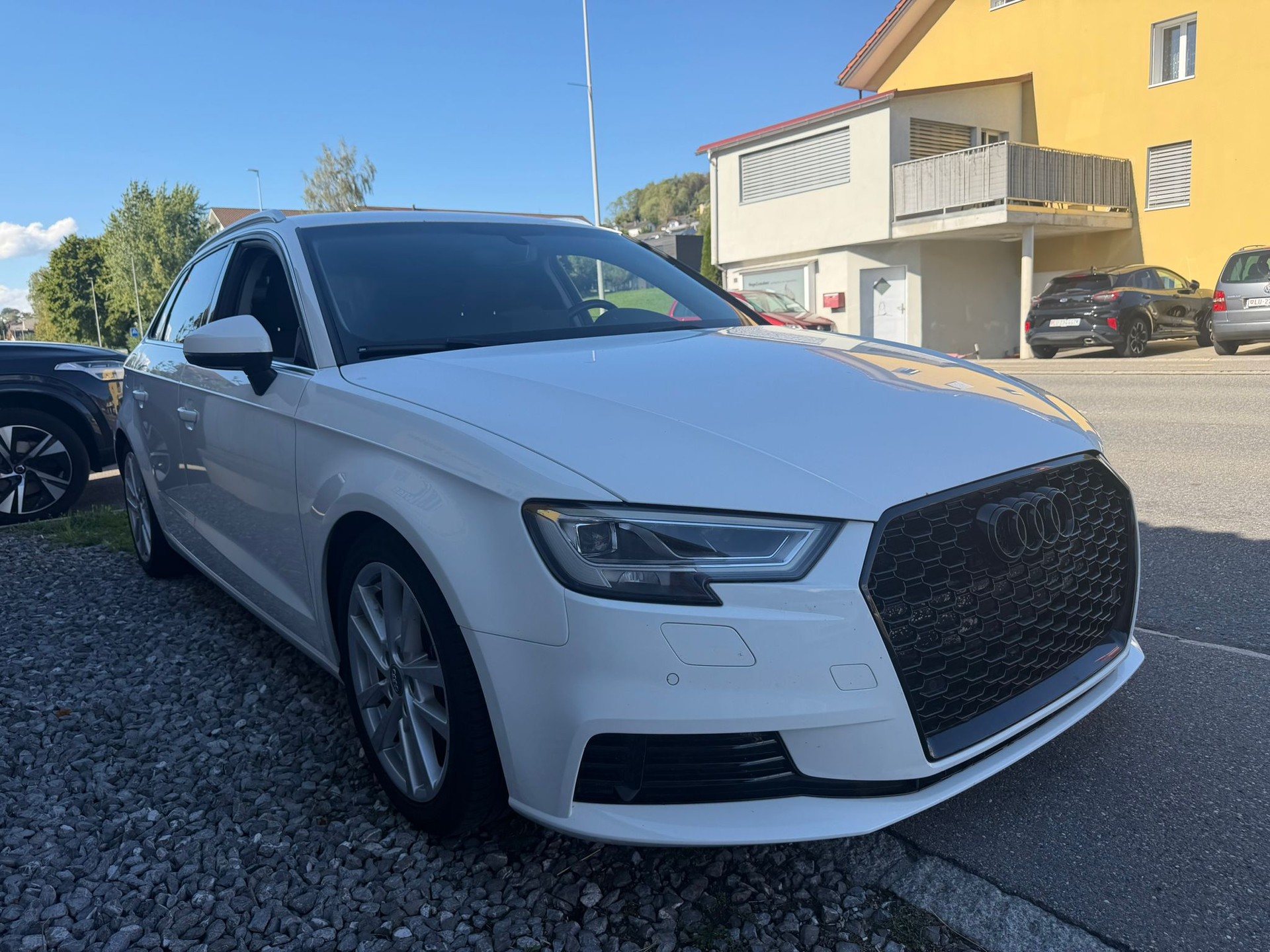 AUDI A3 Sportback 1.6 TDI S-tronic-image-3