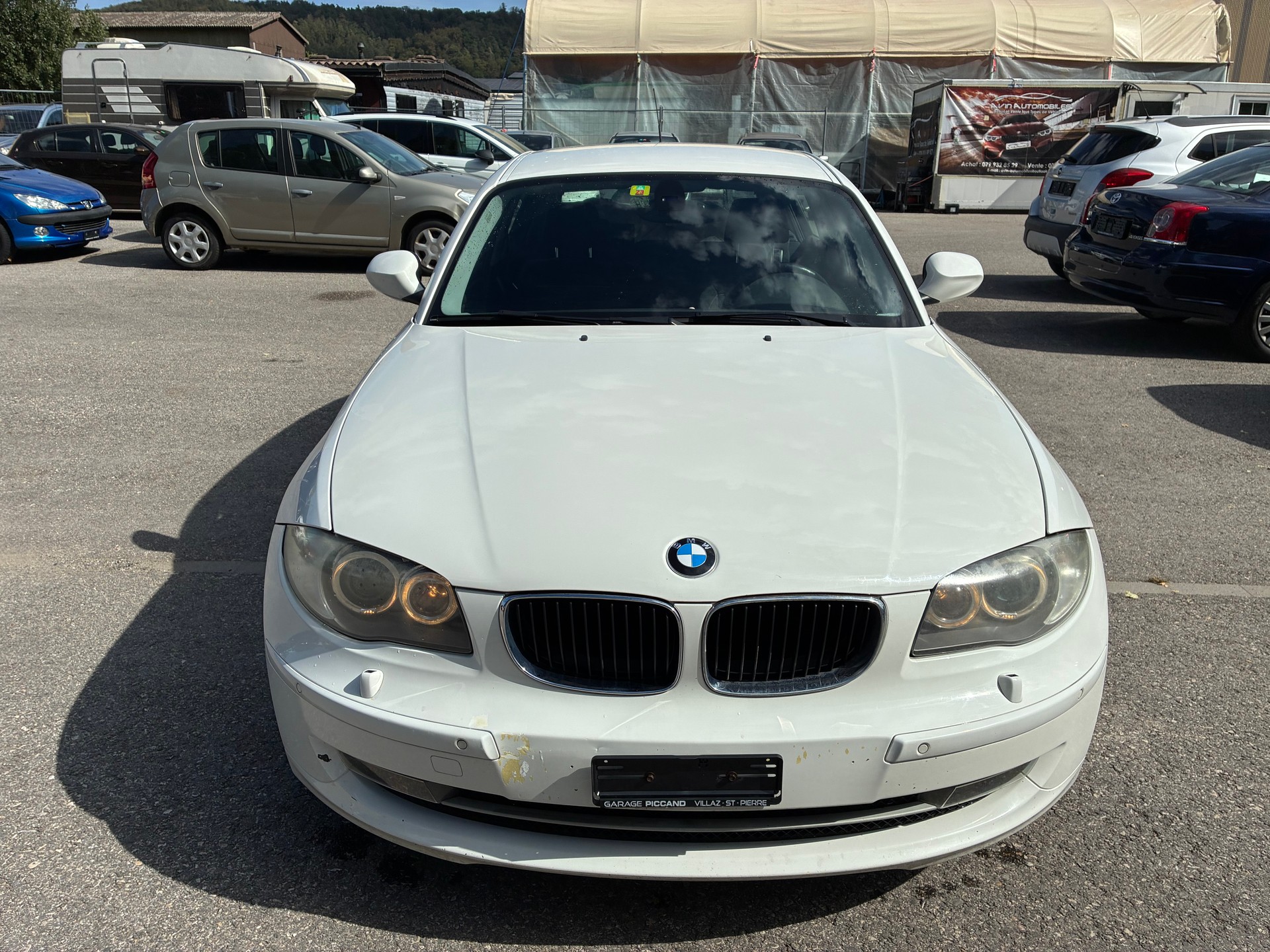 BMW 116d Dynamic Edition-image-0