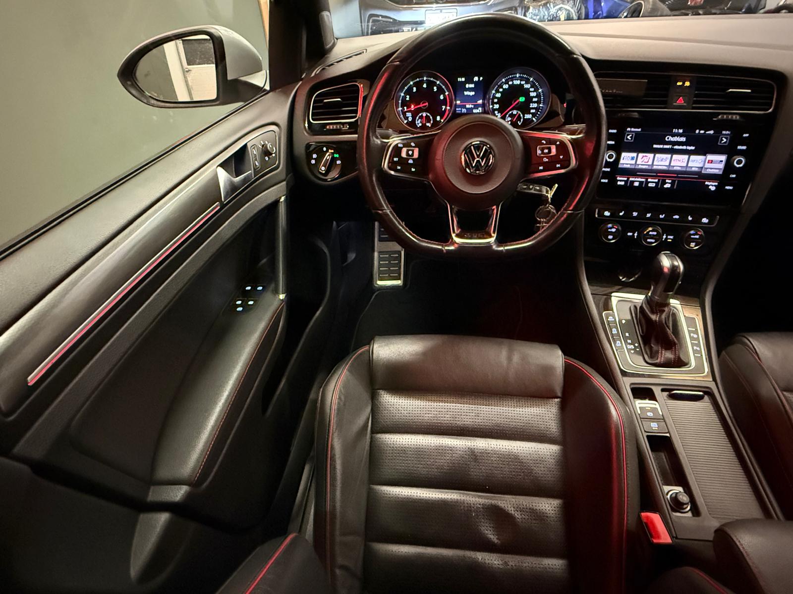 VW Golf 2.0 TSI GTI DSG-image-15