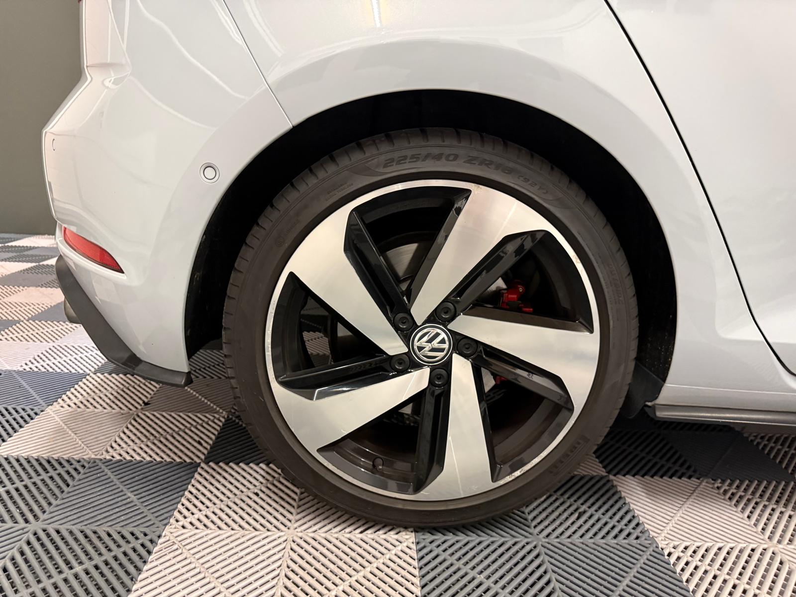 VW Golf 2.0 TSI GTI DSG-image-25