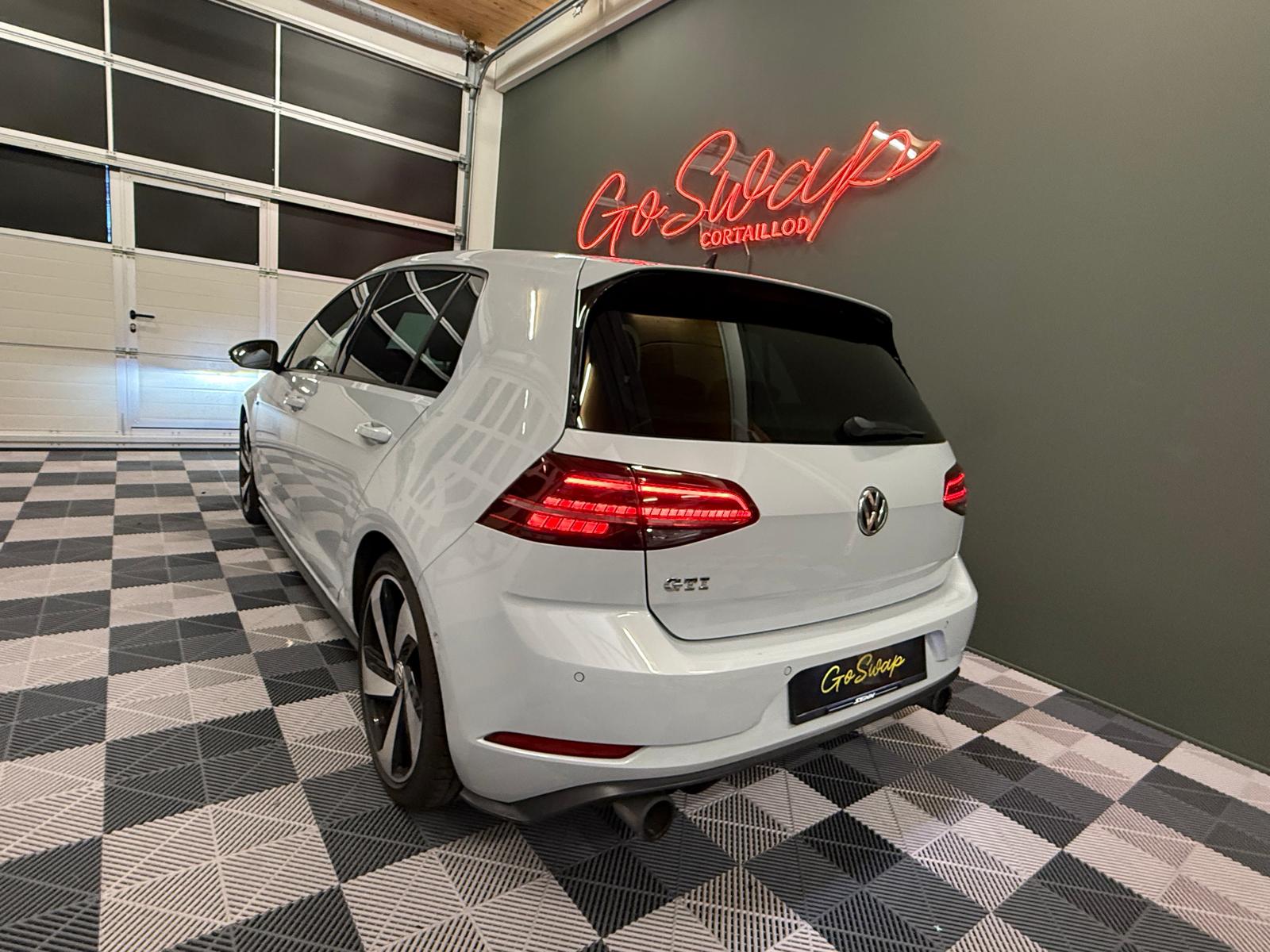 VW Golf 2.0 TSI GTI DSG-image-3