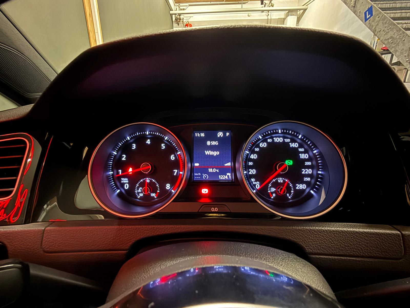 VW Golf 2.0 TSI GTI DSG-image-19