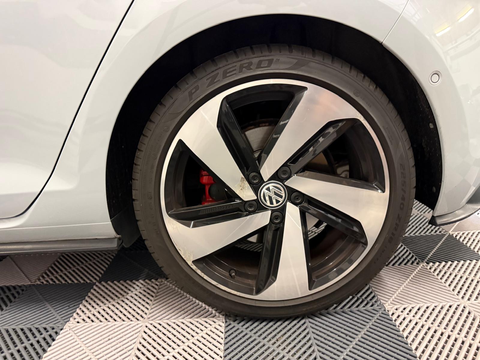 VW Golf 2.0 TSI GTI DSG-image-28