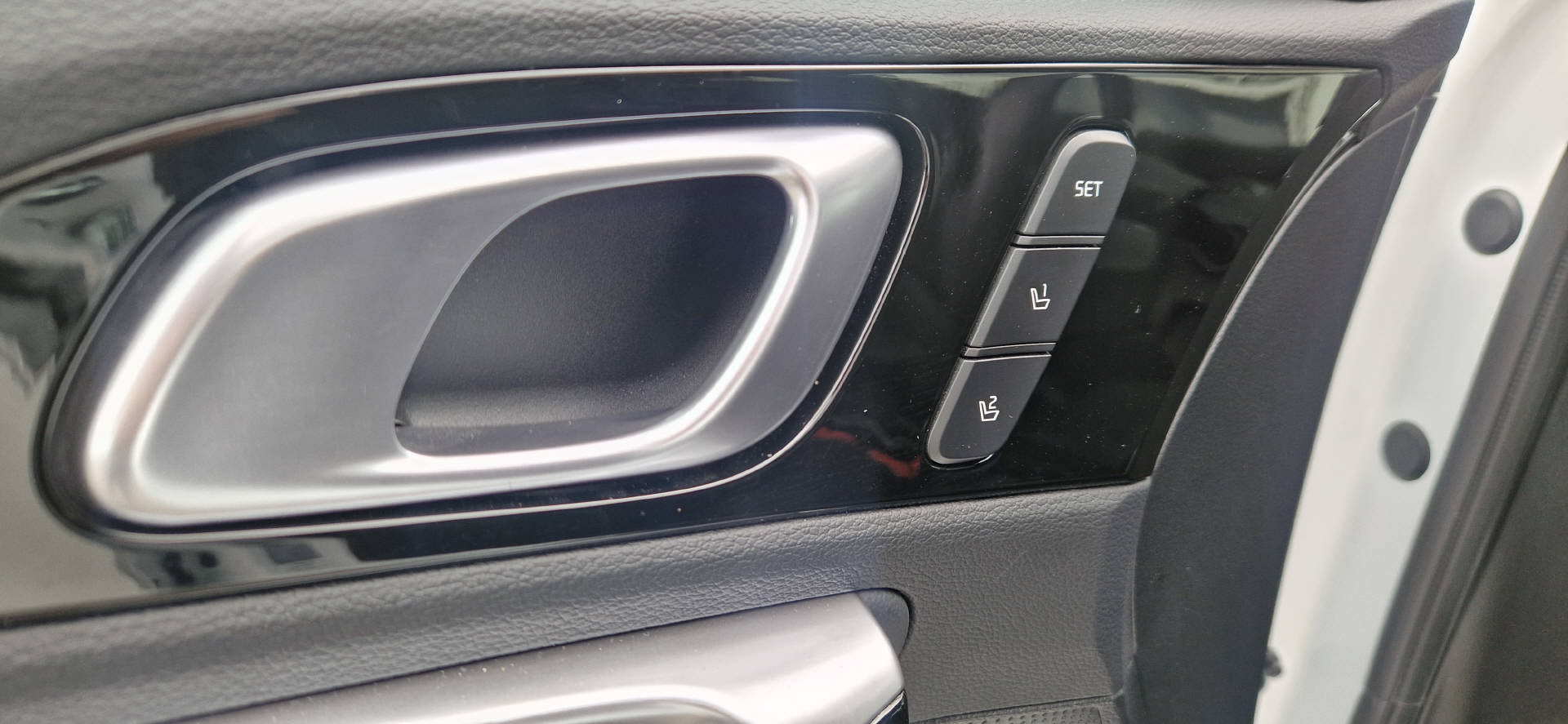 KIA Ceed 1.5 T-GDi GT-Line Edition-image-4