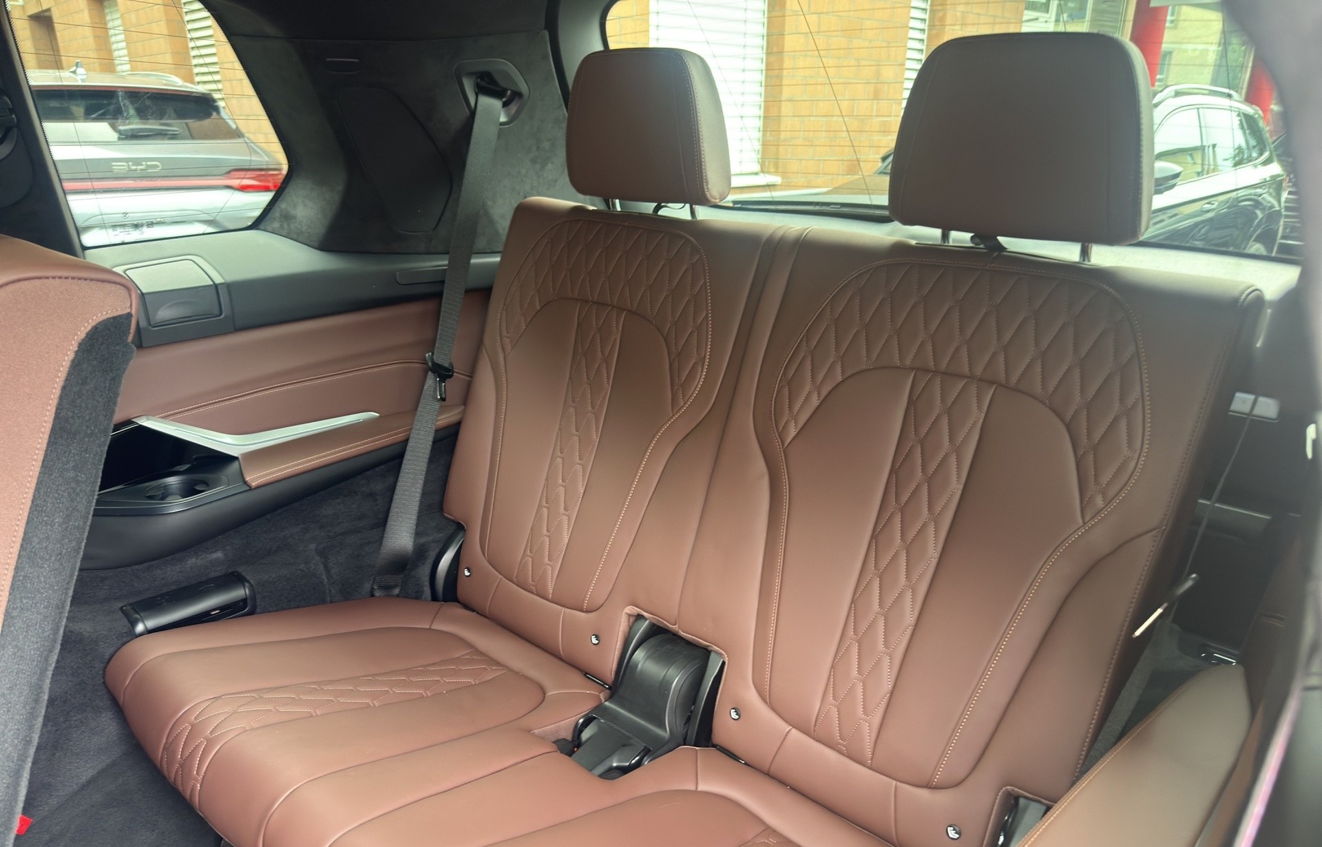 BMW X7 xDrive 48V 40i M Sport Pro (CH) FACELIFT INDIVDUAL AHK-image-14