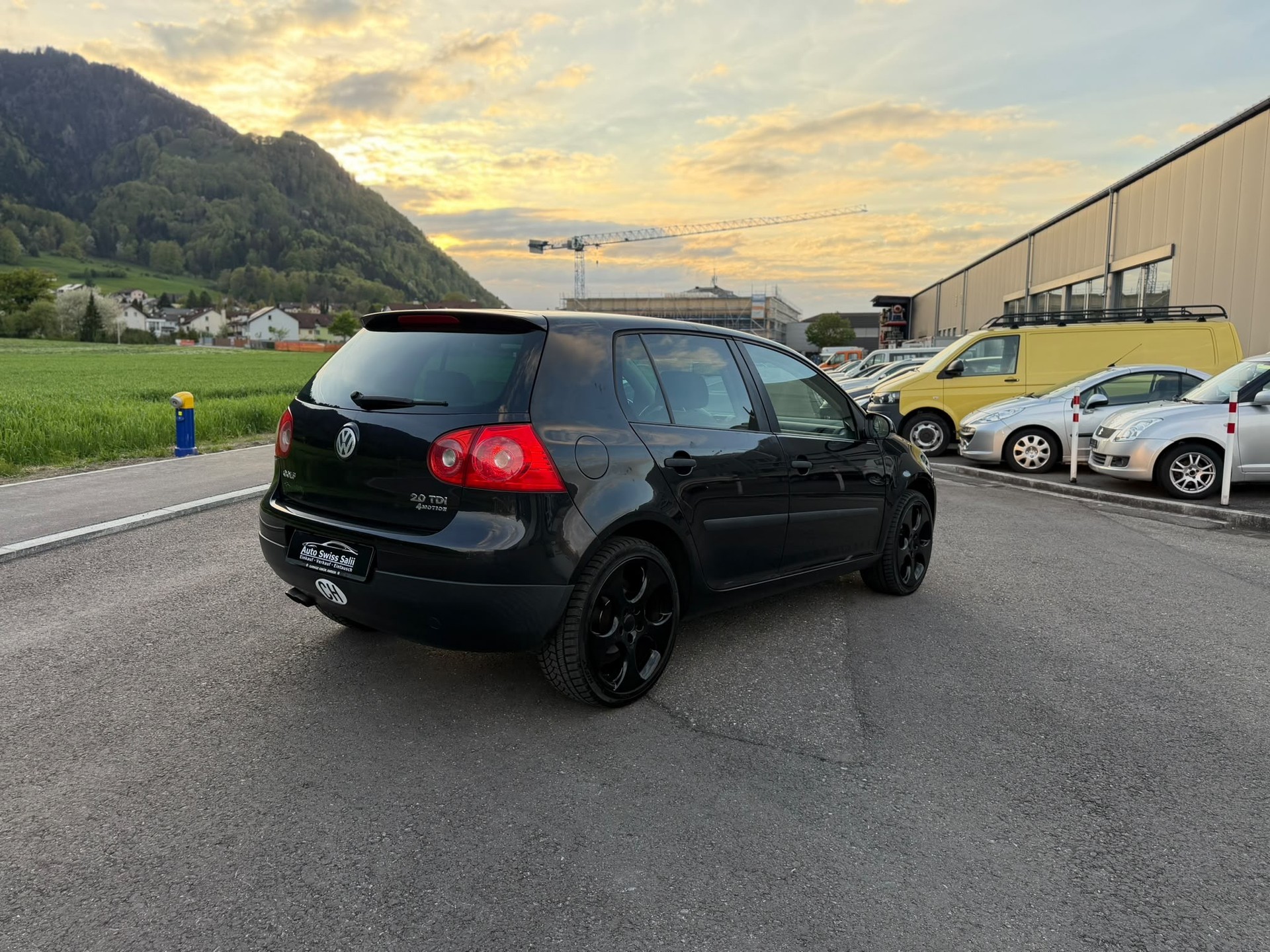 VW Golf 2.0 TDI Comfortline 4Motion-image-3