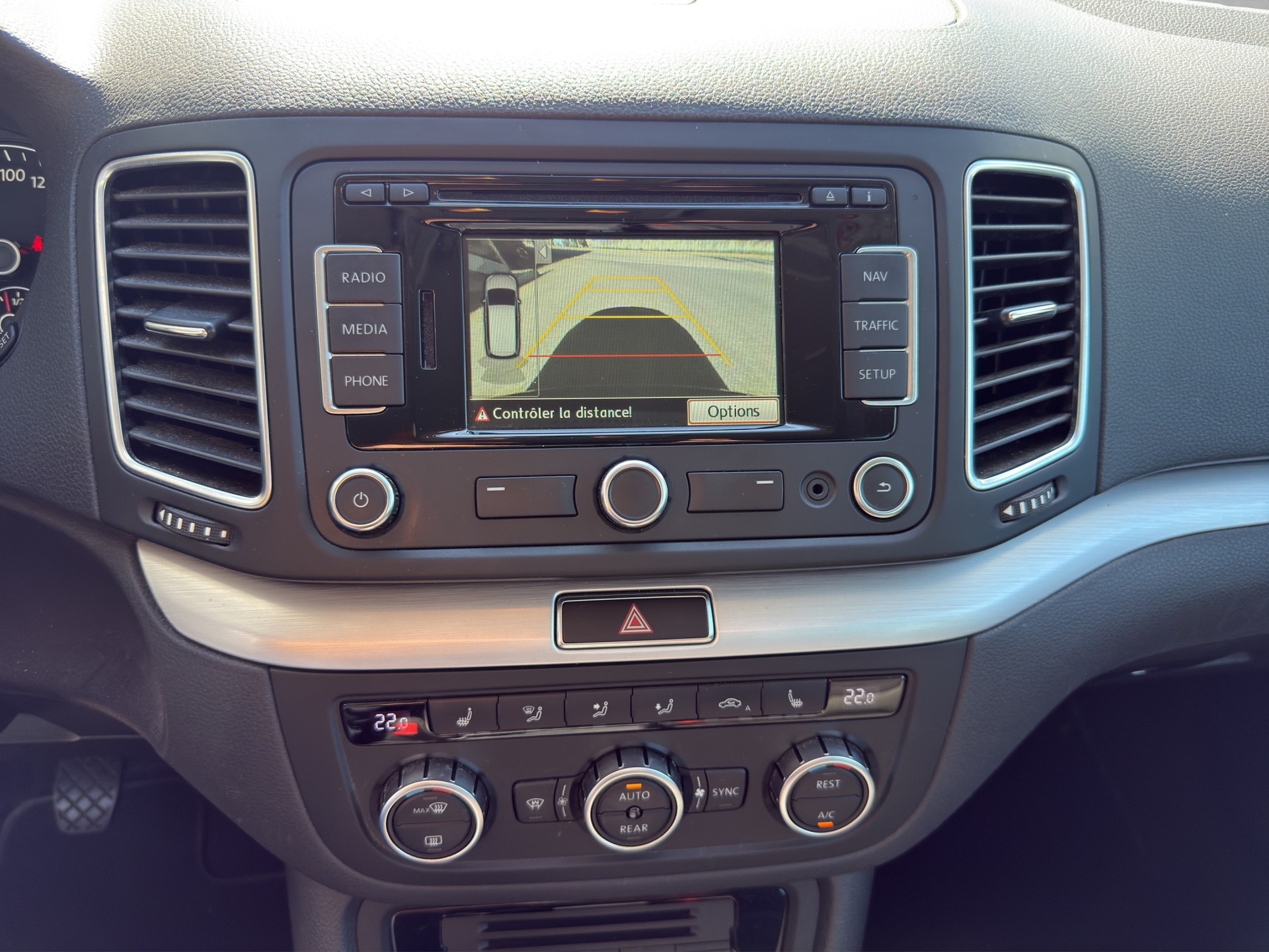 VW Sharan 2.0 TDI BlueMotion Technology Cup 4Motion-image-14