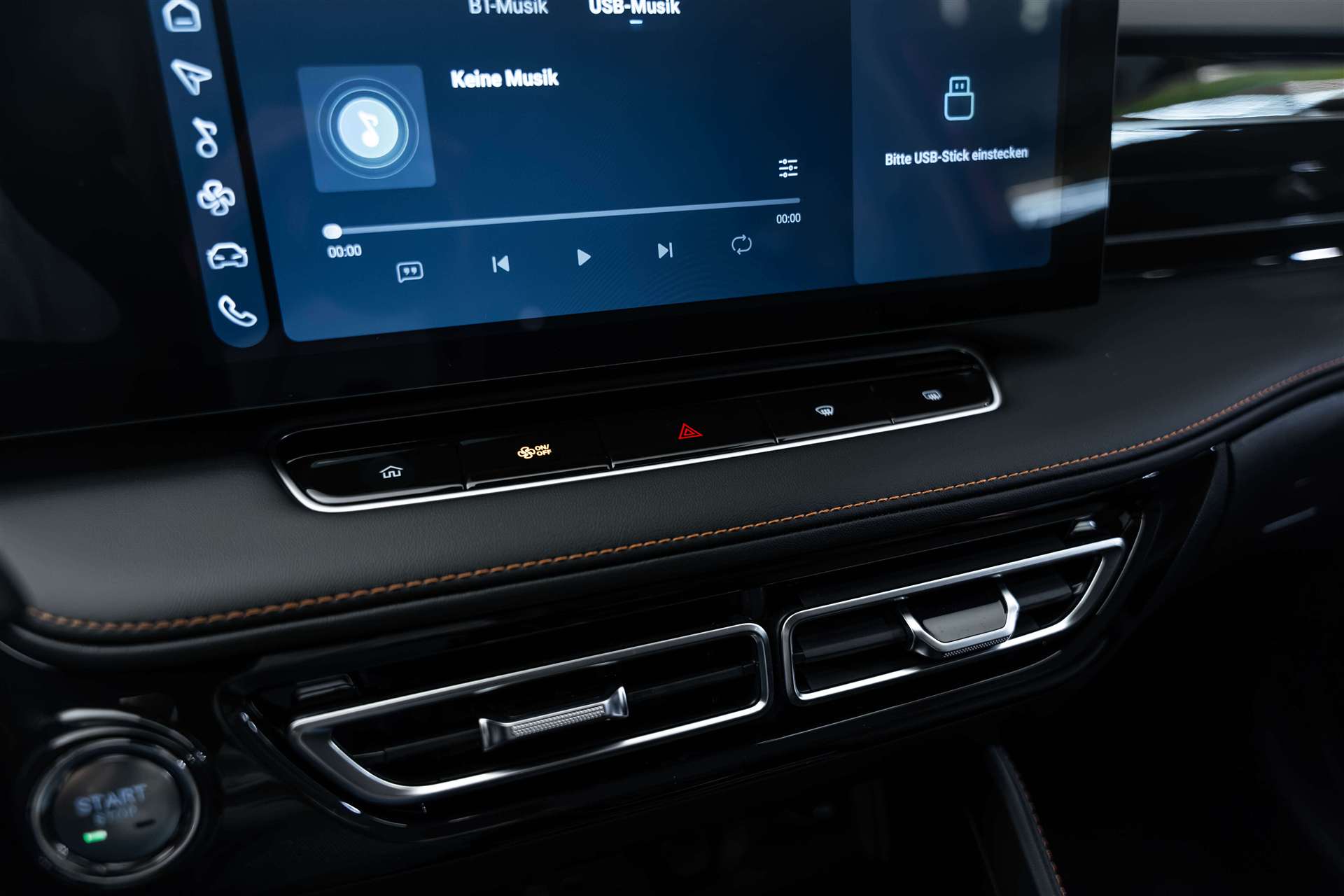 MG MG HS 1.5 T PHEV Comfort 272PS Automat-image-23