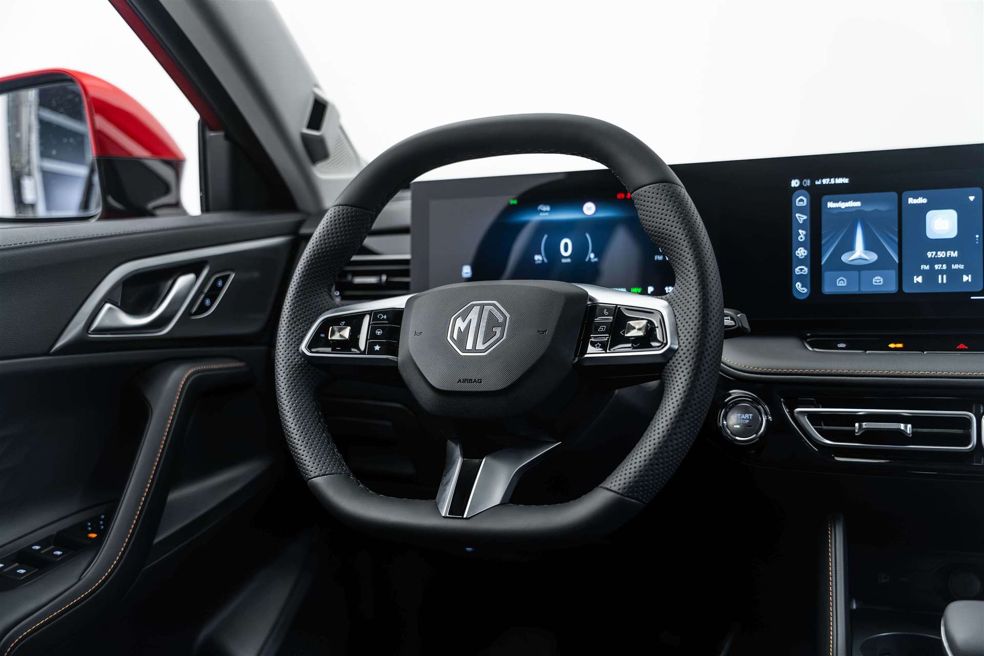 MG MG HS 1.5 T PHEV Comfort 272PS Automat-image-9
