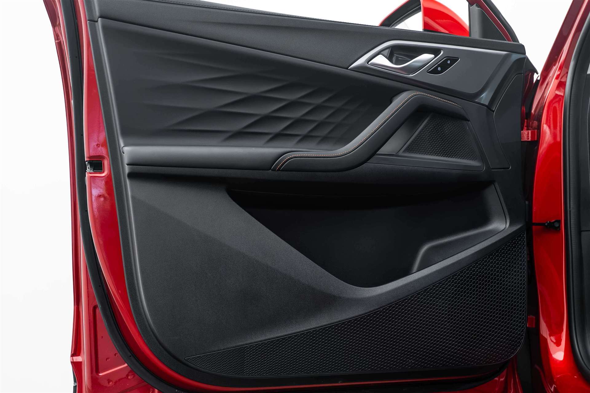 MG MG HS 1.5 T PHEV Comfort 272PS Automat-image-6