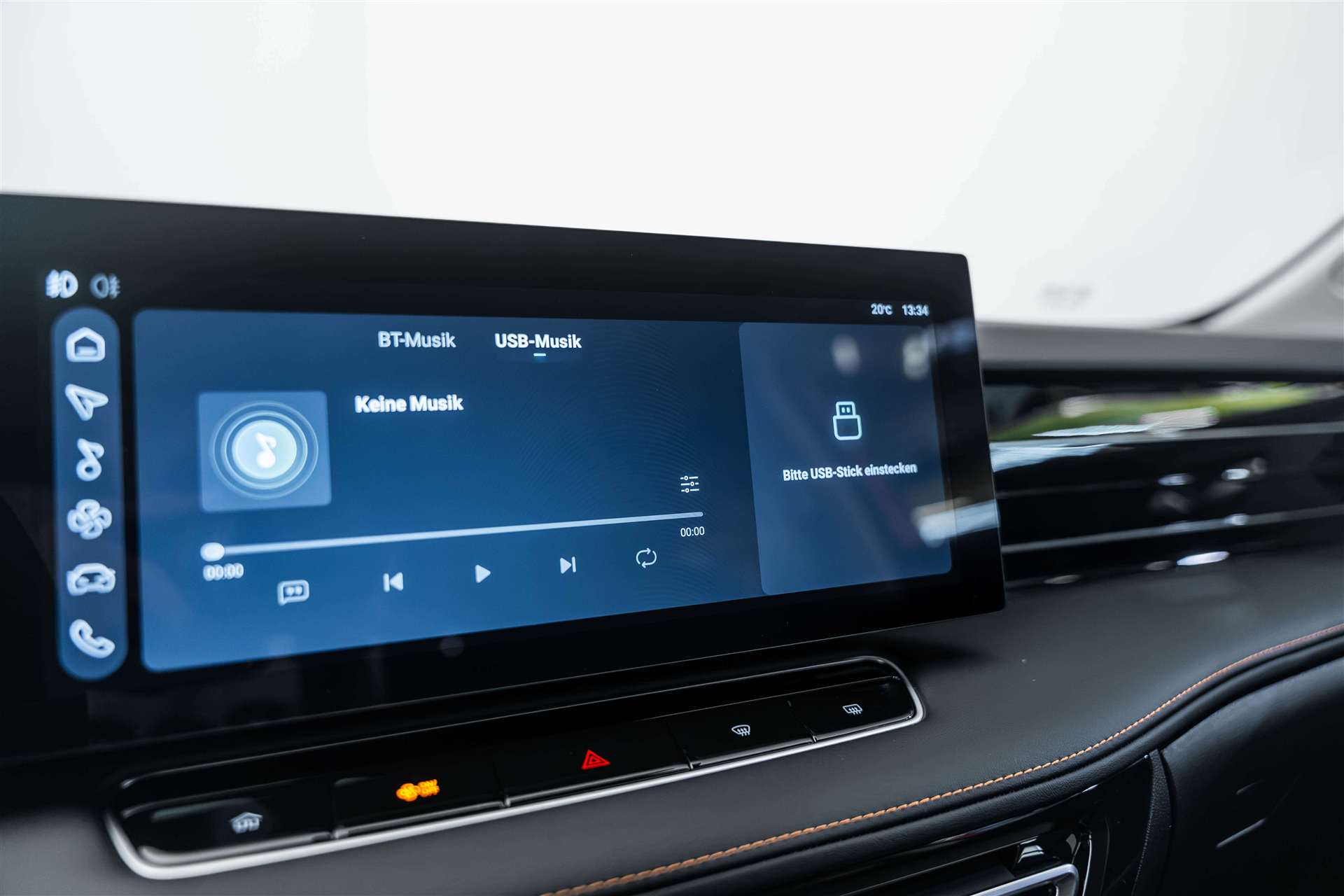 MG MG HS 1.5 T PHEV Comfort 272PS Automat-image-21