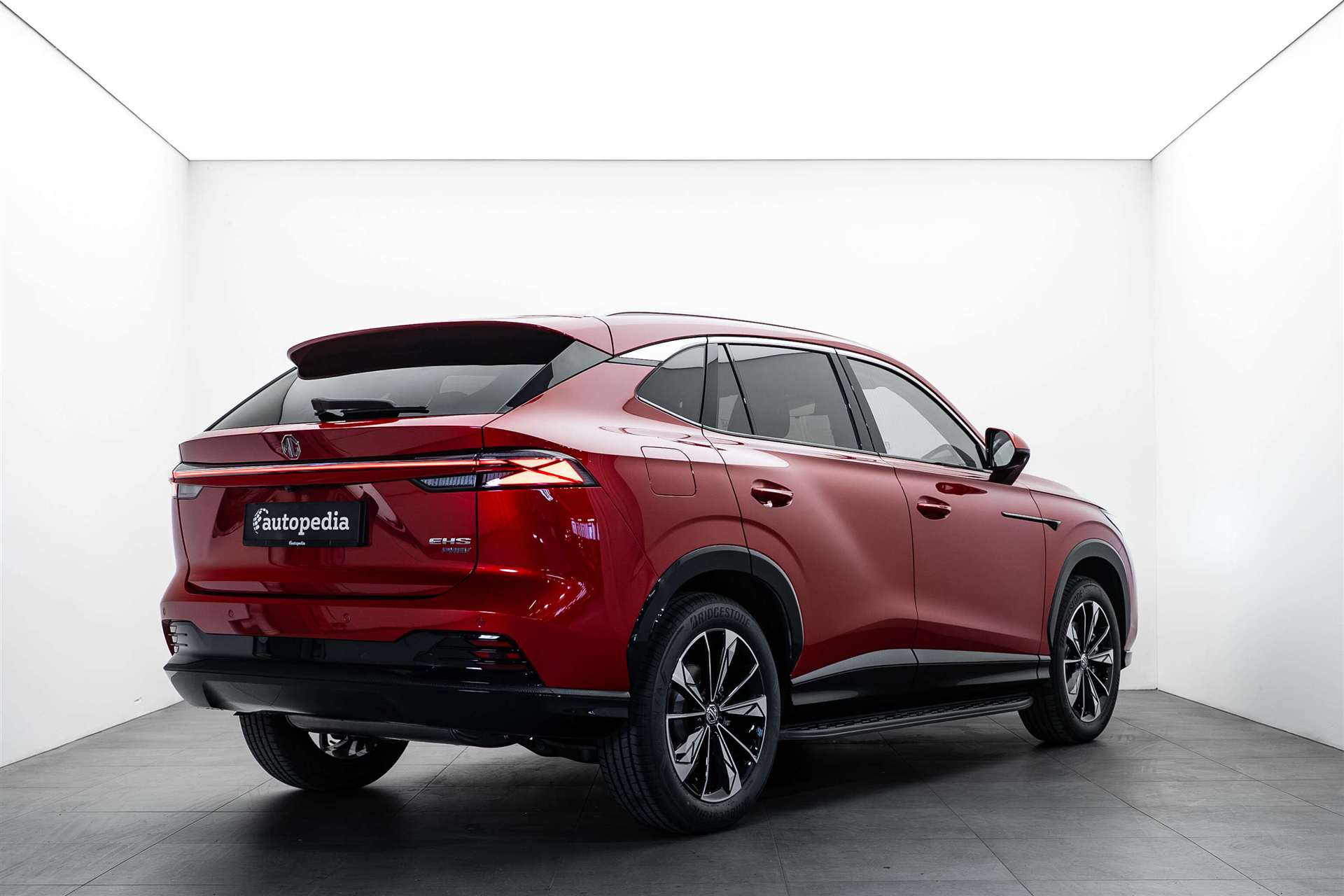 MG MG HS 1.5 T PHEV Comfort 272PS Automat-image-2