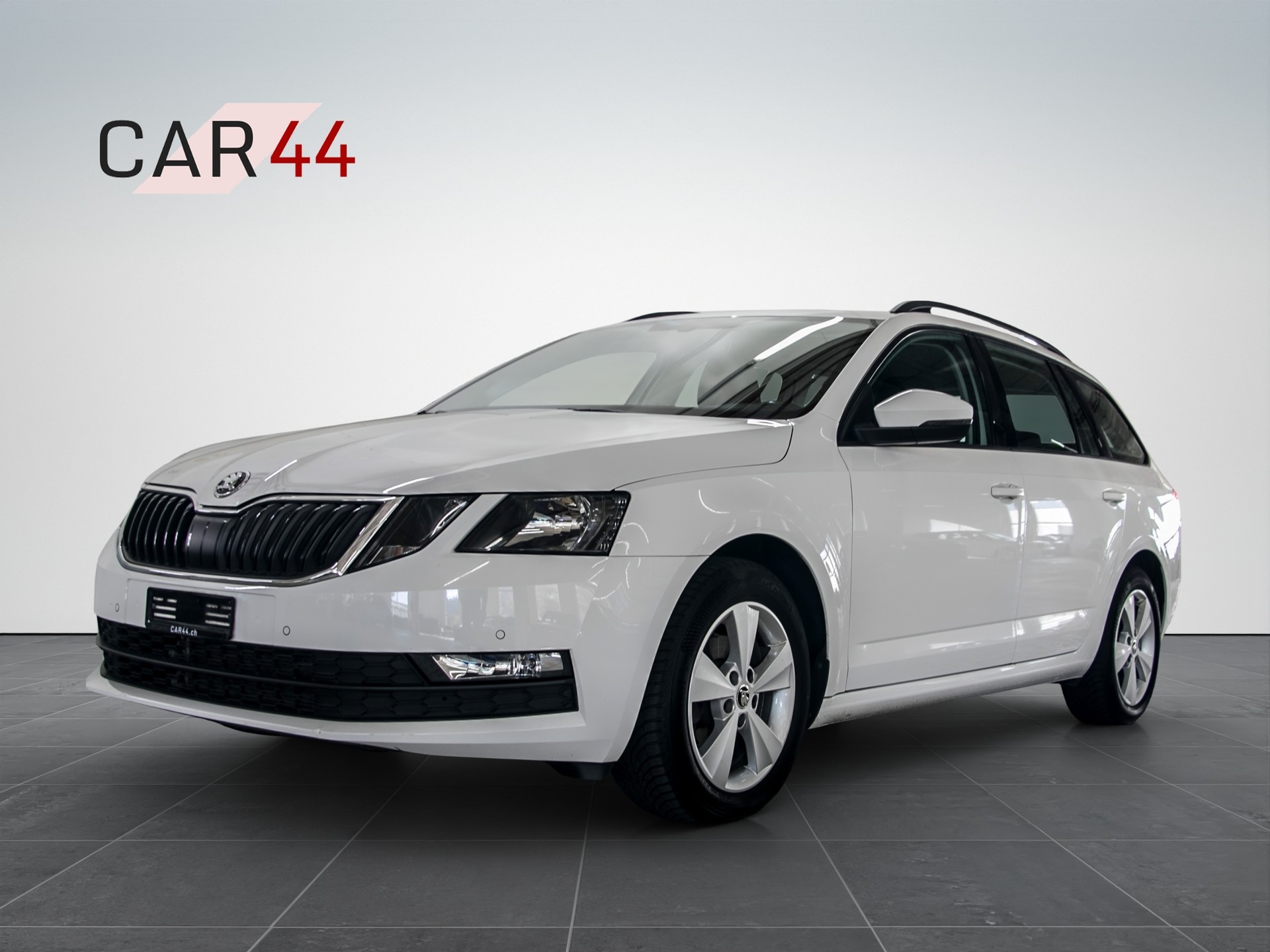 SKODA Octavia Combi 1.6 TDI Ambition-image-0