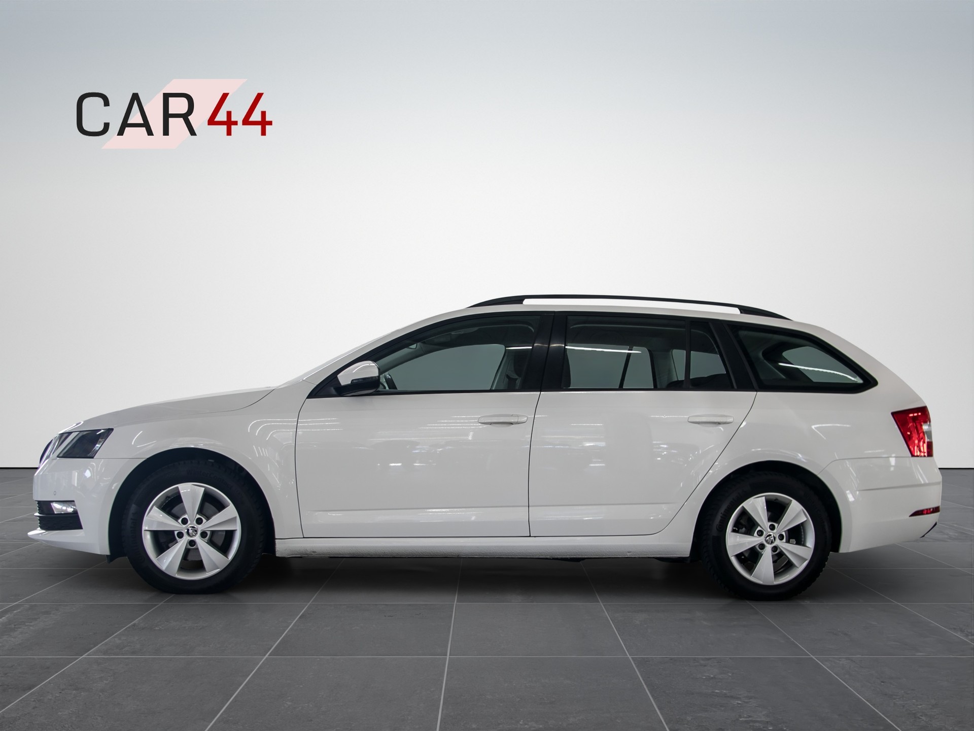 SKODA Octavia Combi 1.6 TDI Ambition-image-1