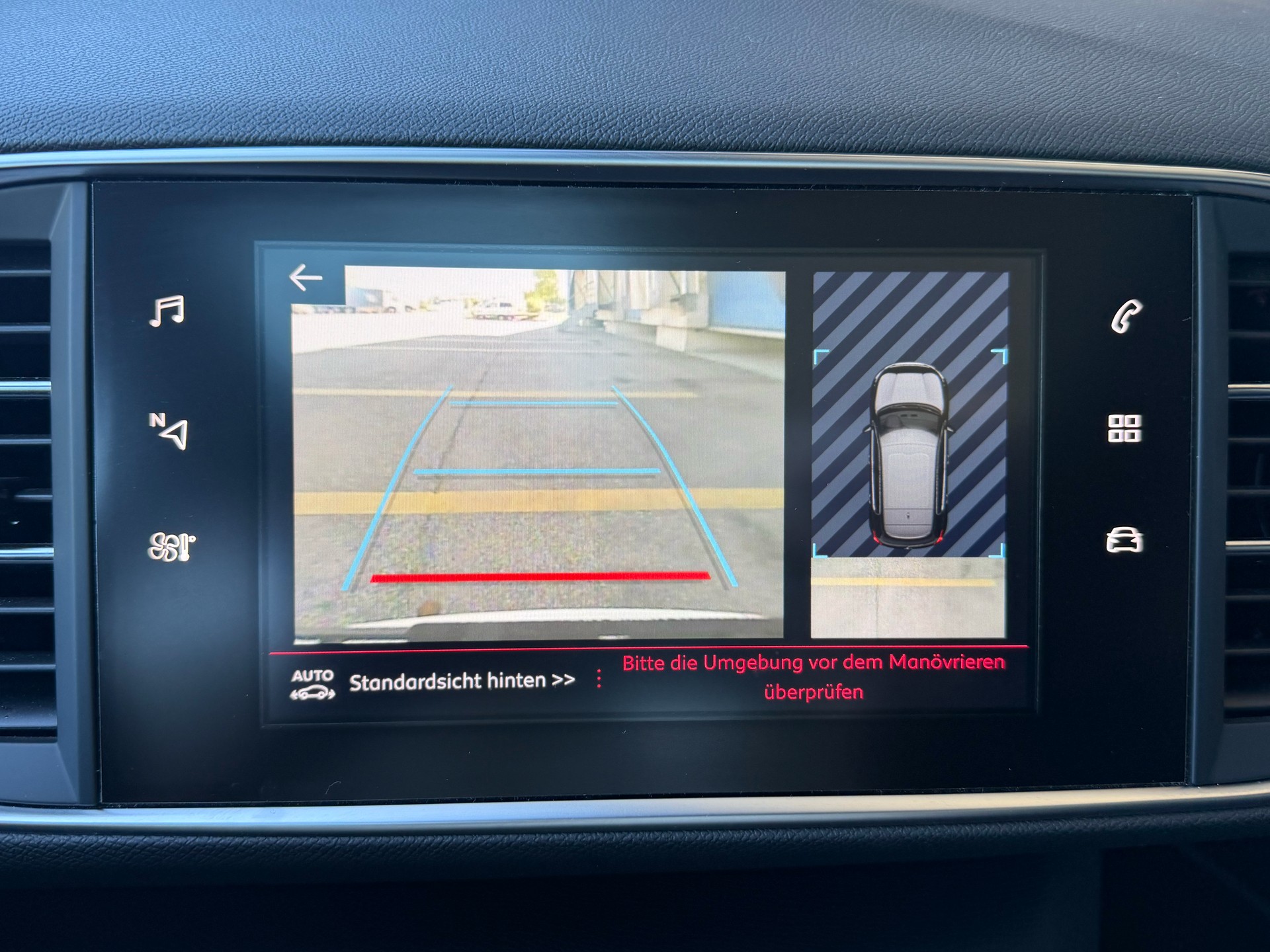 PEUGEOT 308 1.2 Pure Tech GT Line EAT6-image-19