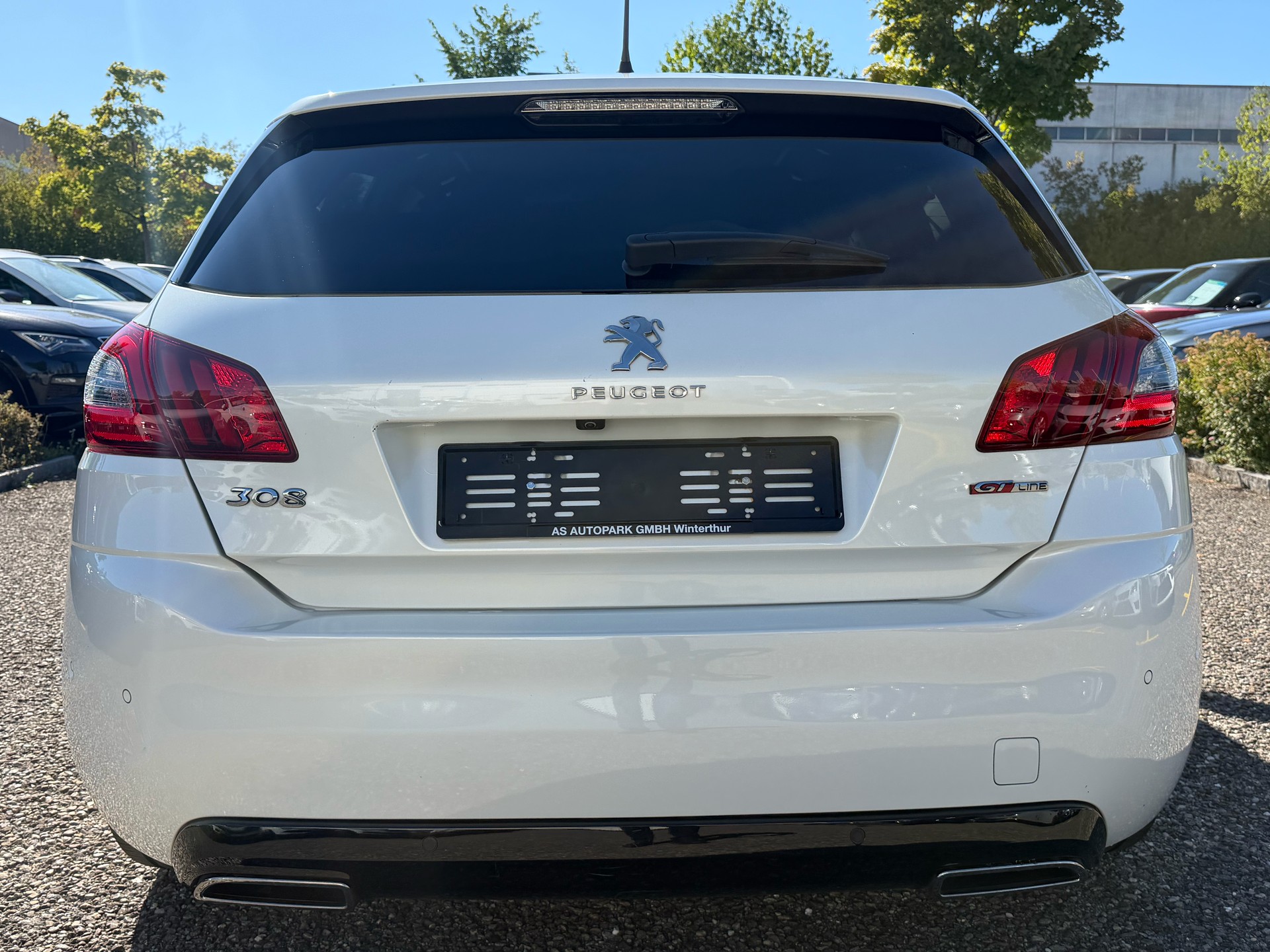 PEUGEOT 308 1.2 Pure Tech GT Line EAT6-image-5
