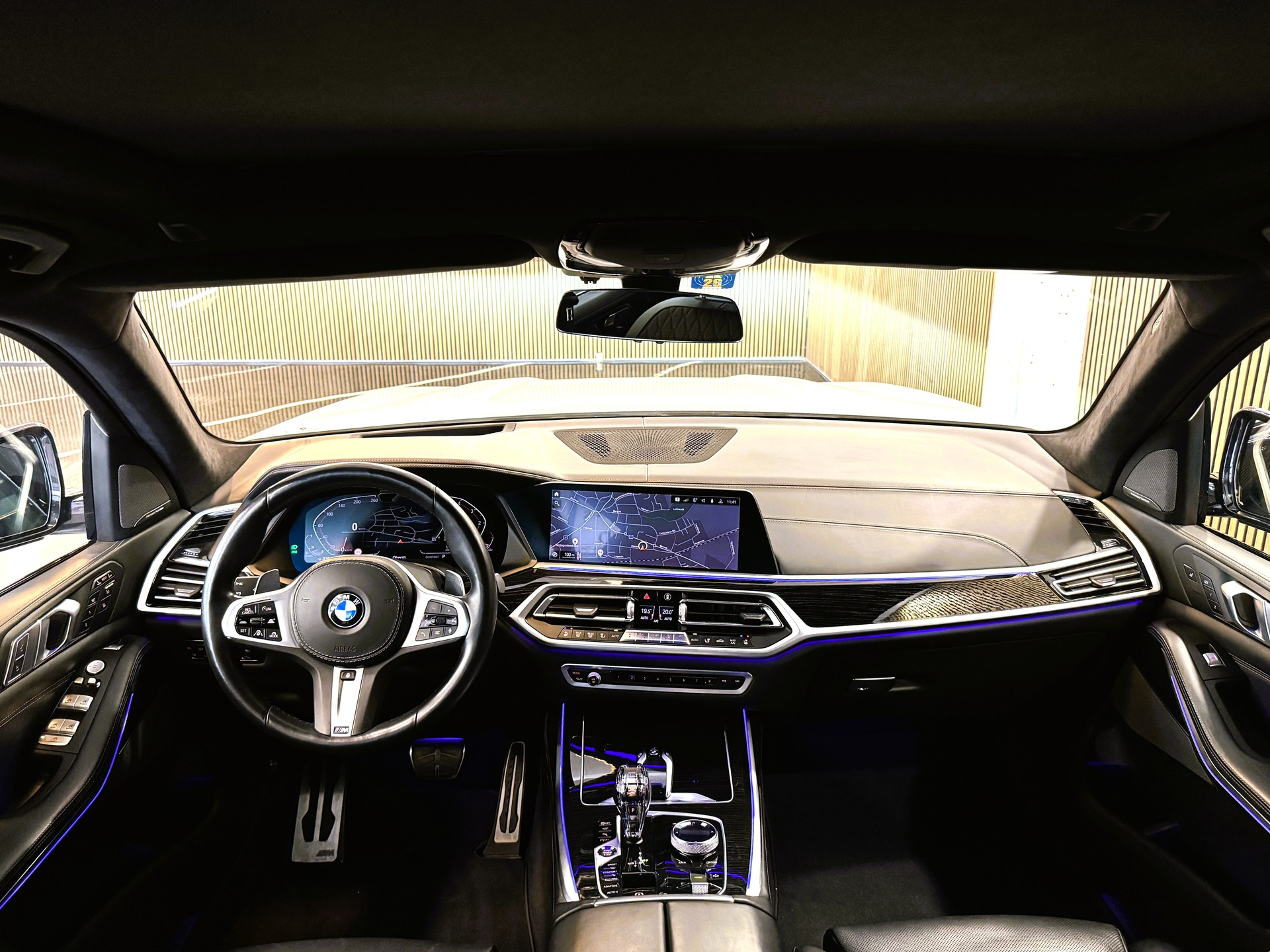 BMW X7 xDrive 30d Steptronic-image-14