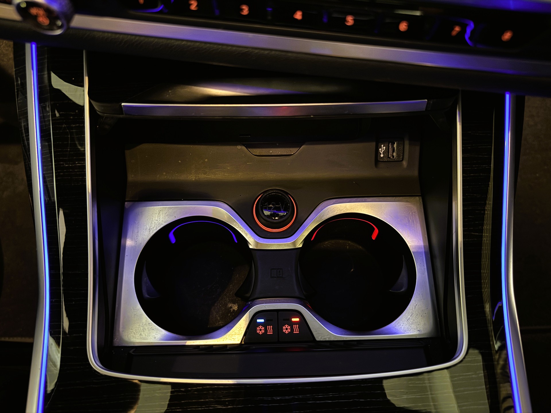BMW X7 xDrive 30d Steptronic-image-17