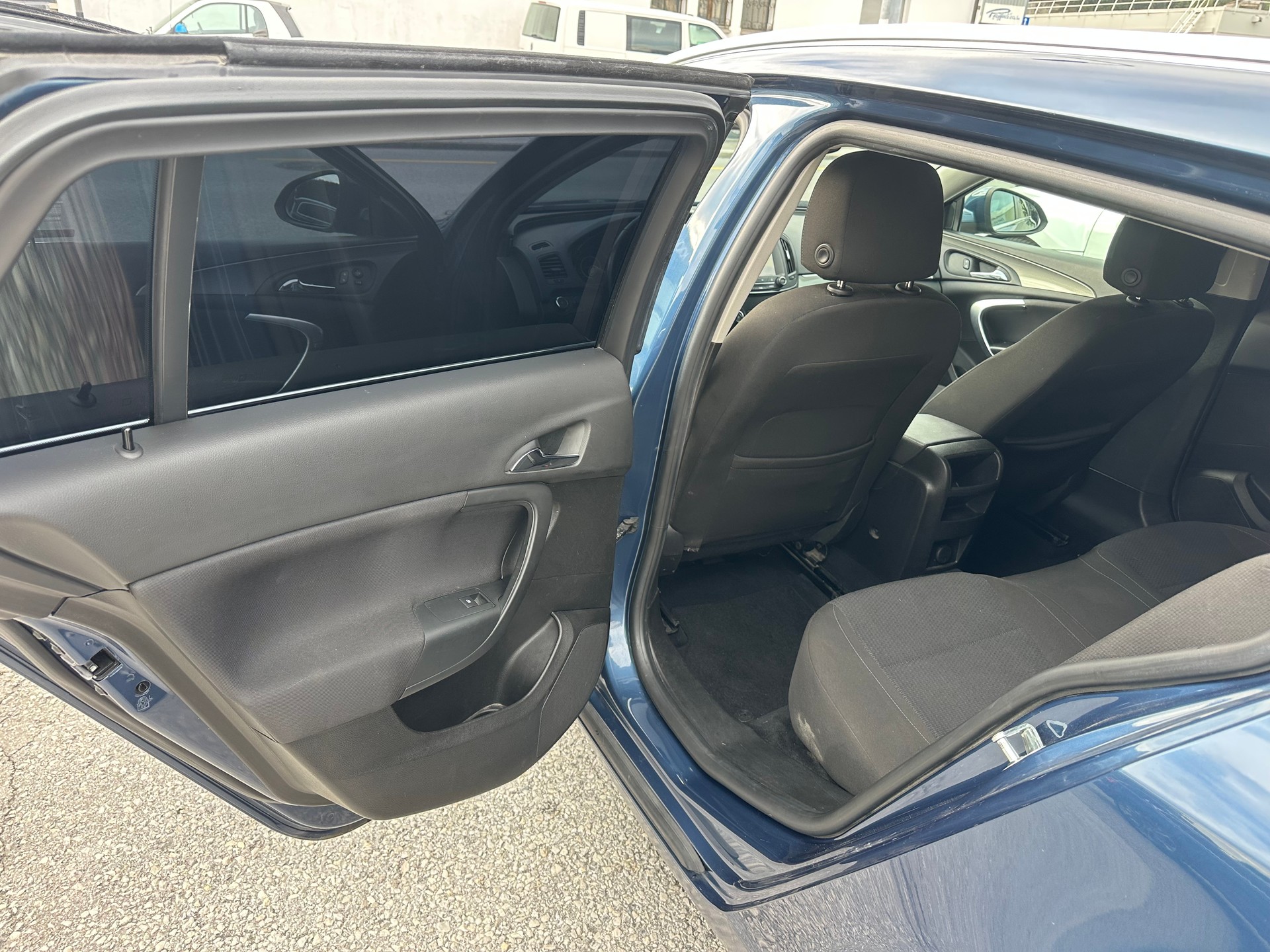OPEL Insignia Sports Tourer 2.0 Turbo Sport-image-9