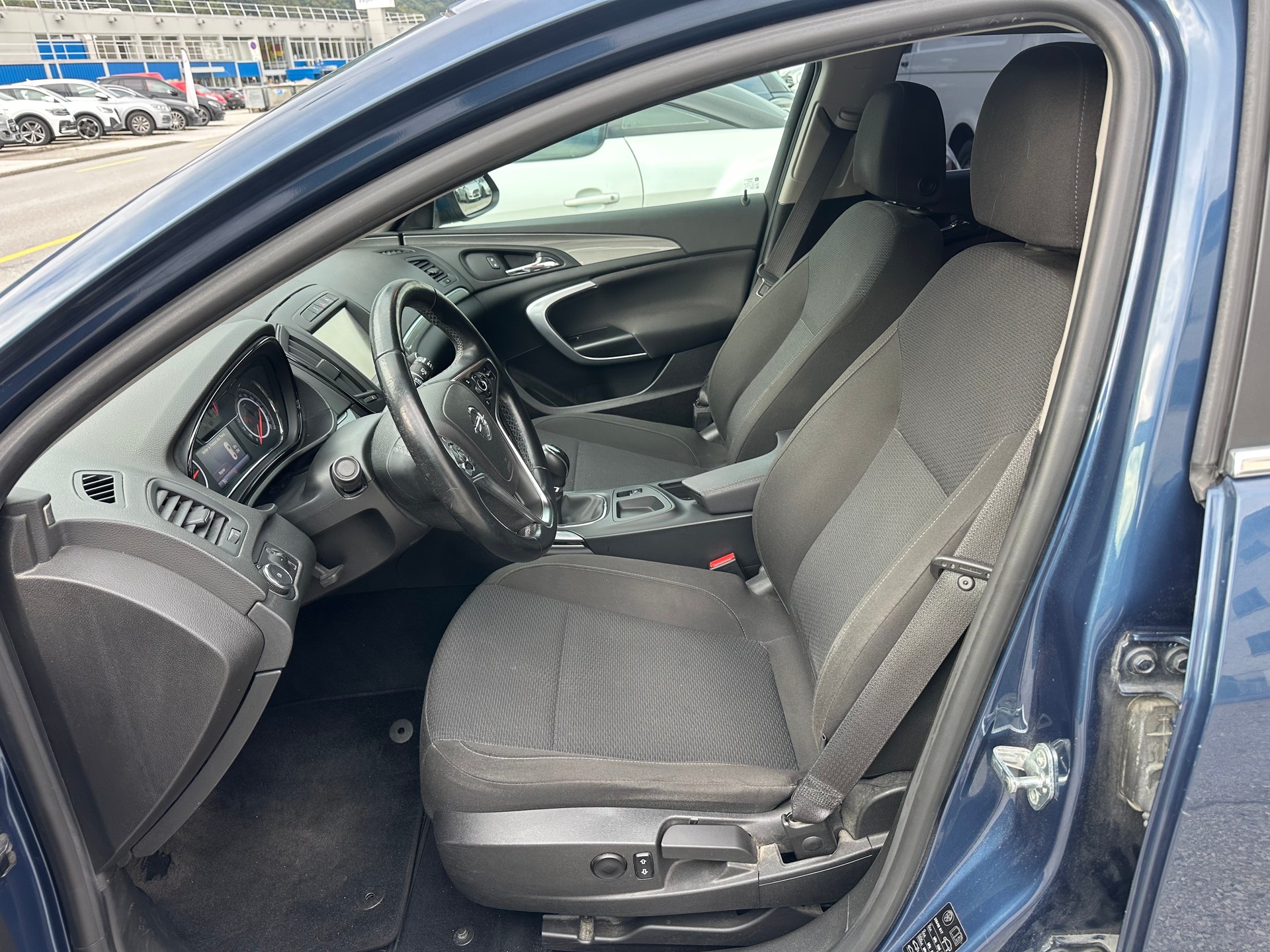 OPEL Insignia Sports Tourer 2.0 Turbo Sport-image-8