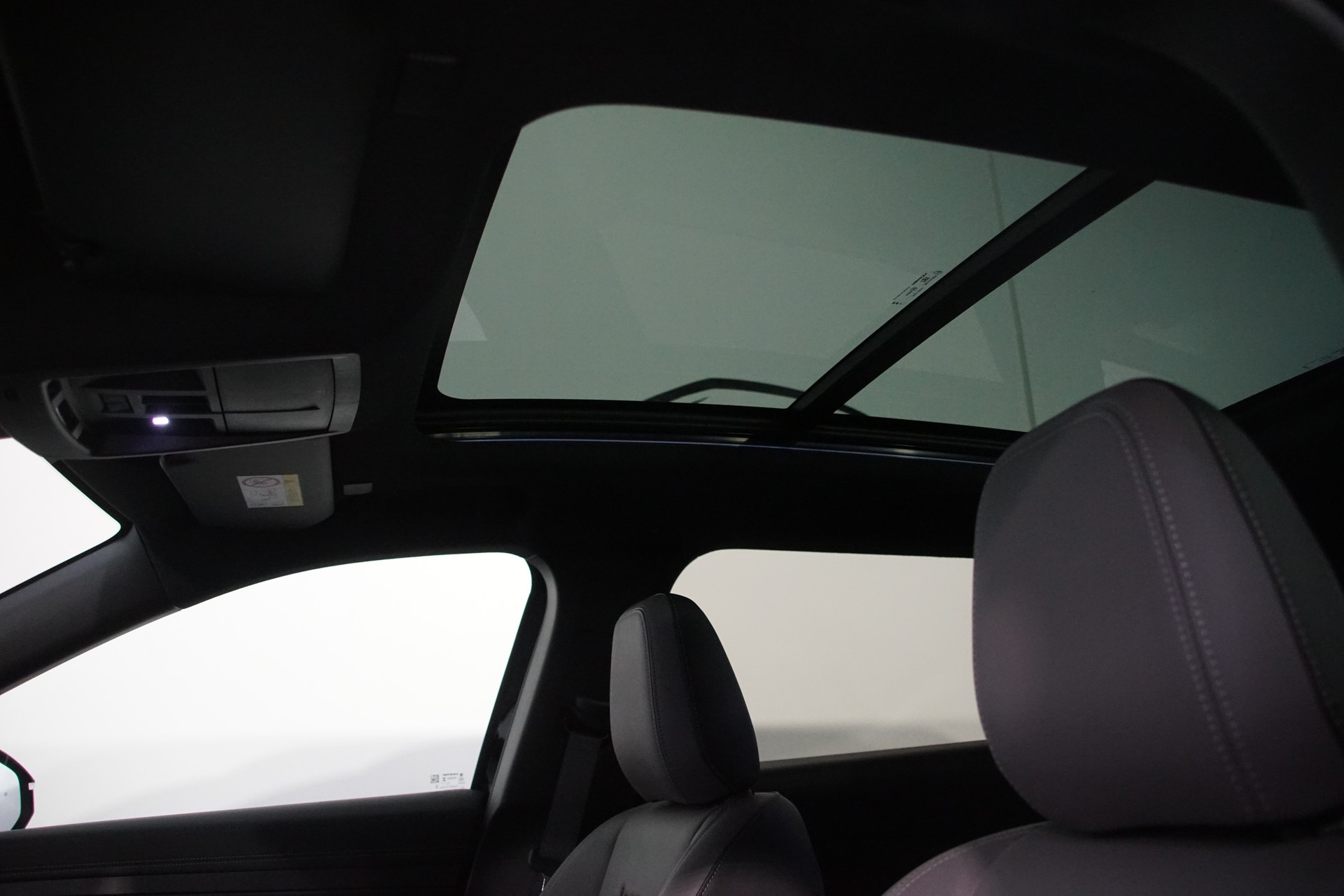 JEEP Compass 1.2 T e-Hybrid Summit plus SKY swiss Edt.-image-18
