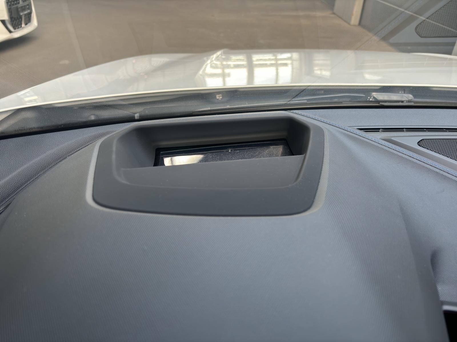 BMW 120d xDrive SAG-image-16