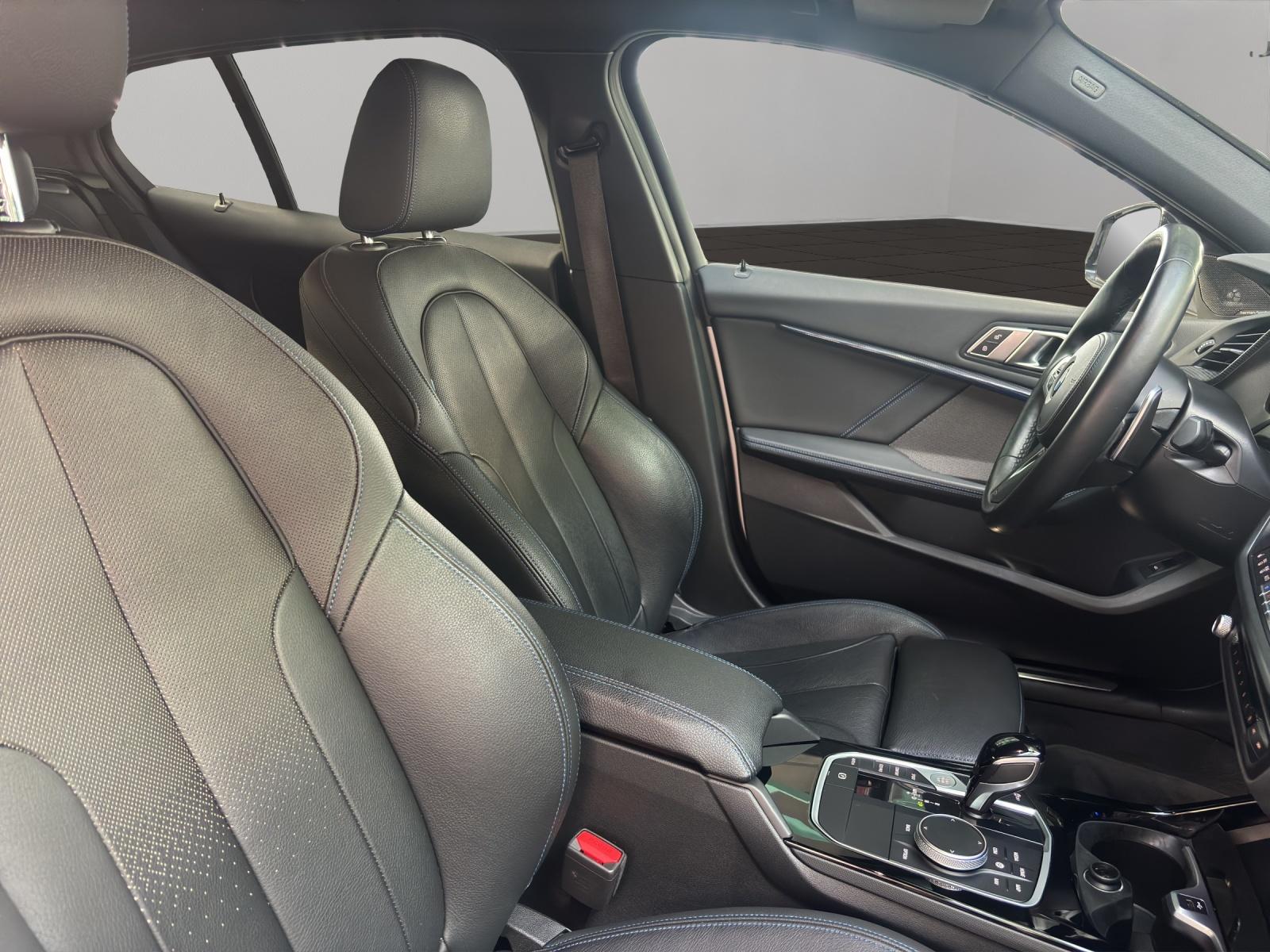 BMW 120d xDrive SAG-image-17