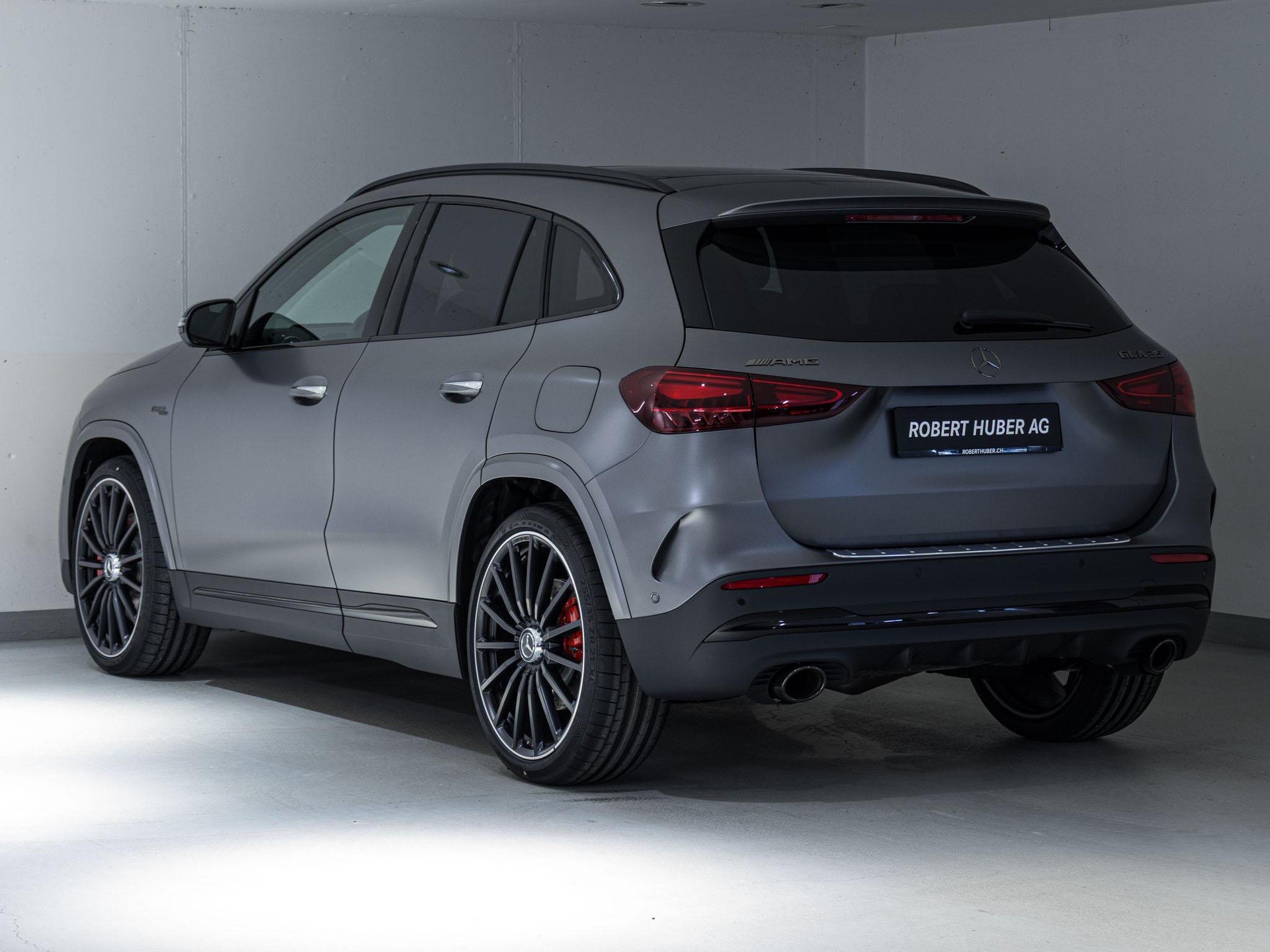 MERCEDES-BENZ GLA 35 AMG 4MATIC-image-3