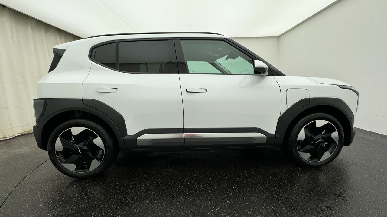 KIA EV2 42 kWh Earth-showroom-element-1