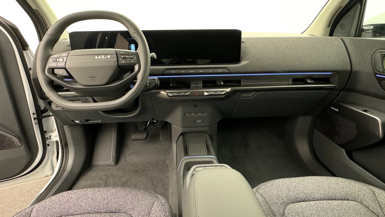 KIA EV2 42 kWh Earth-image-6