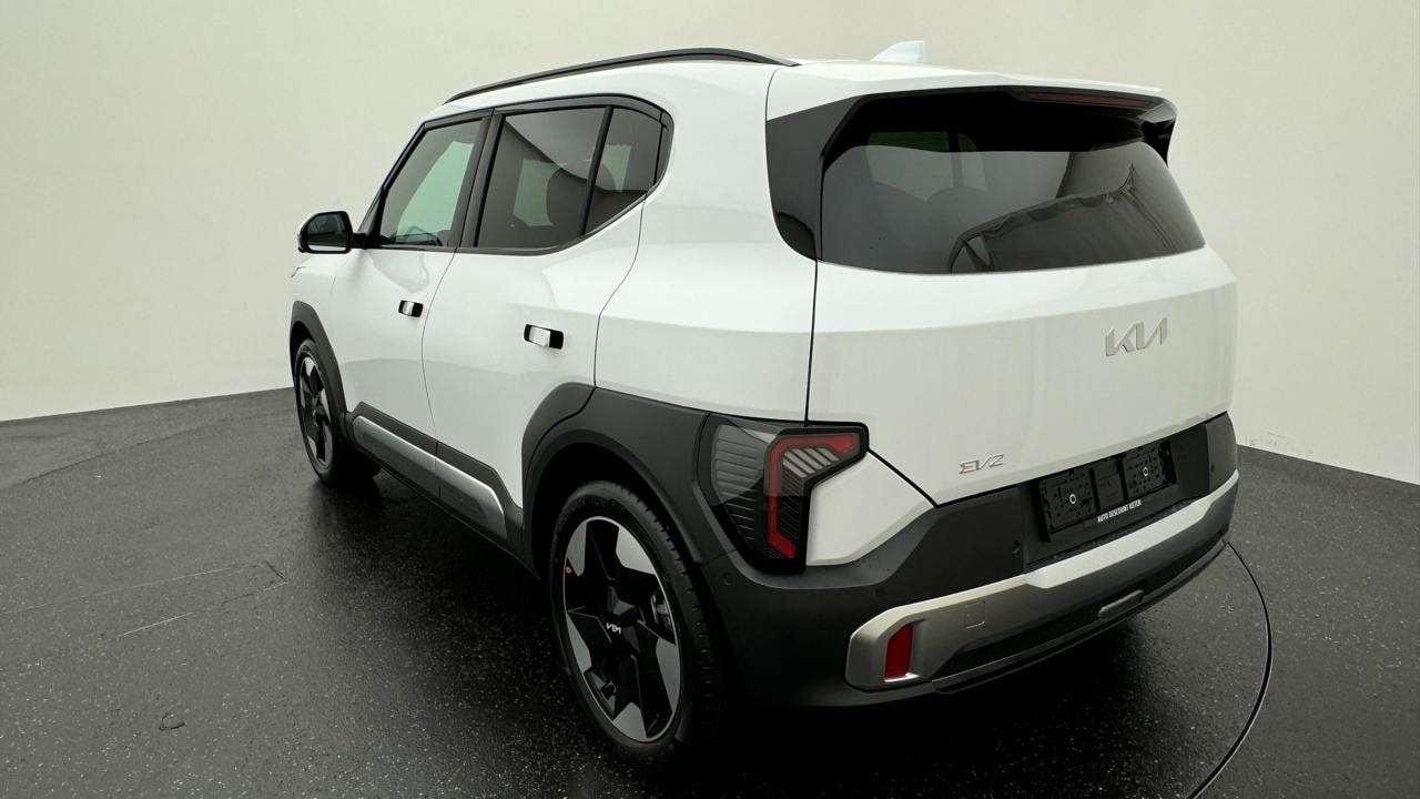 KIA EV2 42 kWh Earth-showroom-element-3
