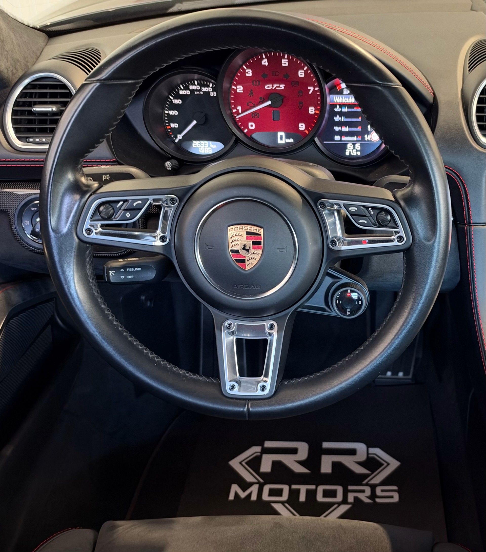 PORSCHE 718 Cayman GTS 4.0-image-11