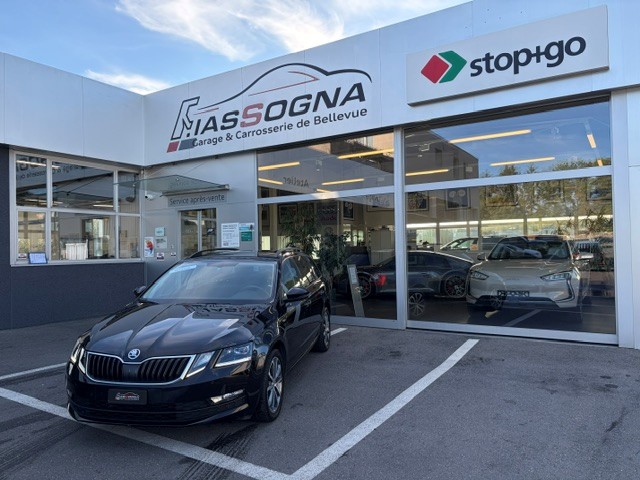 SKODA Octavia Combi 1.5 TSI Soleil DSG-image-4
