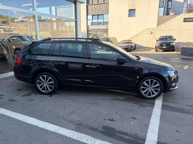 SKODA Octavia Combi 1.5 TSI Soleil DSG-image-2