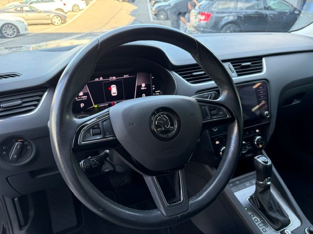 SKODA Octavia Combi 1.5 TSI Soleil DSG-image-8