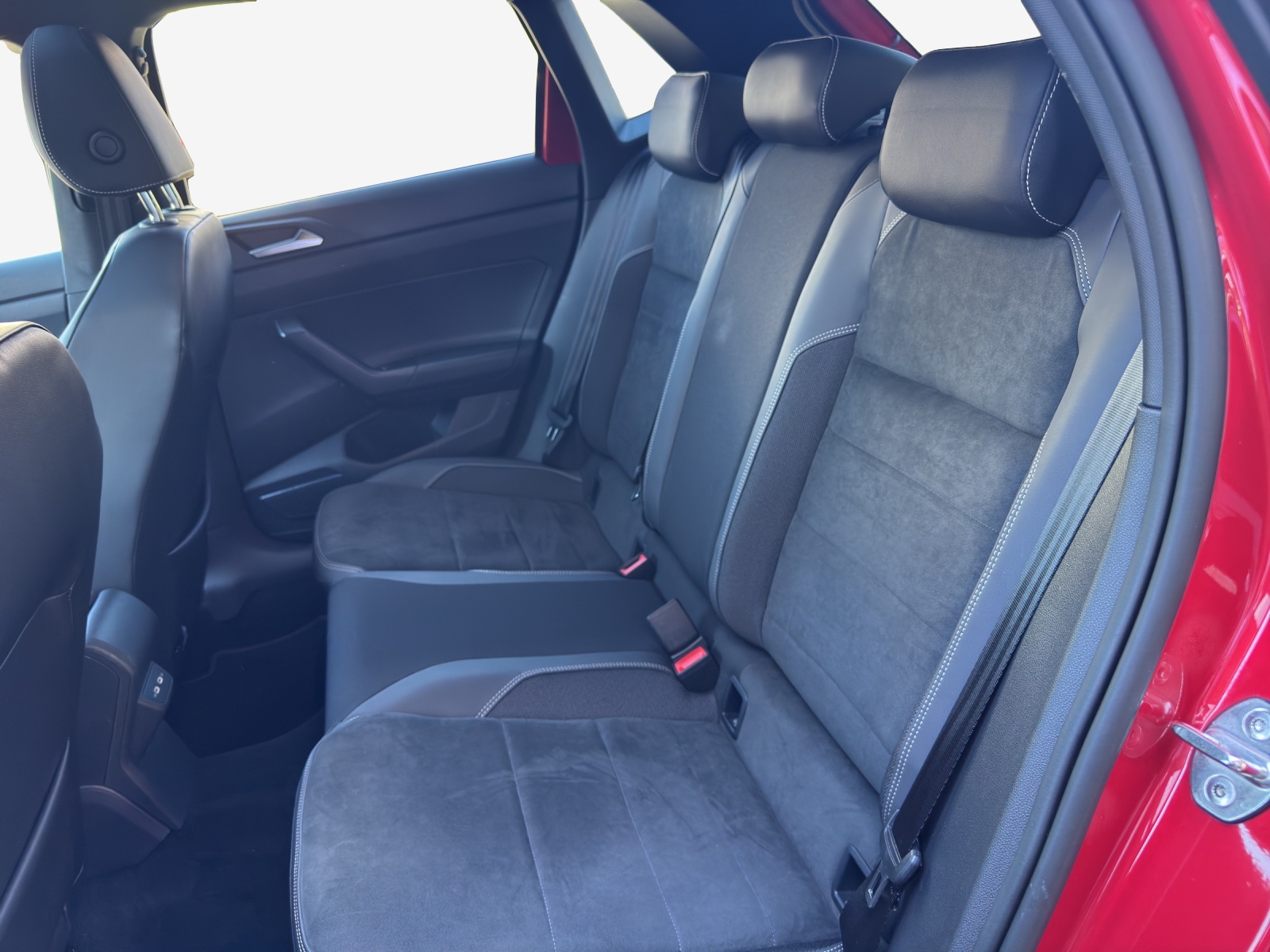 VW Polo 2.0 TSI GTI DSG-image-11