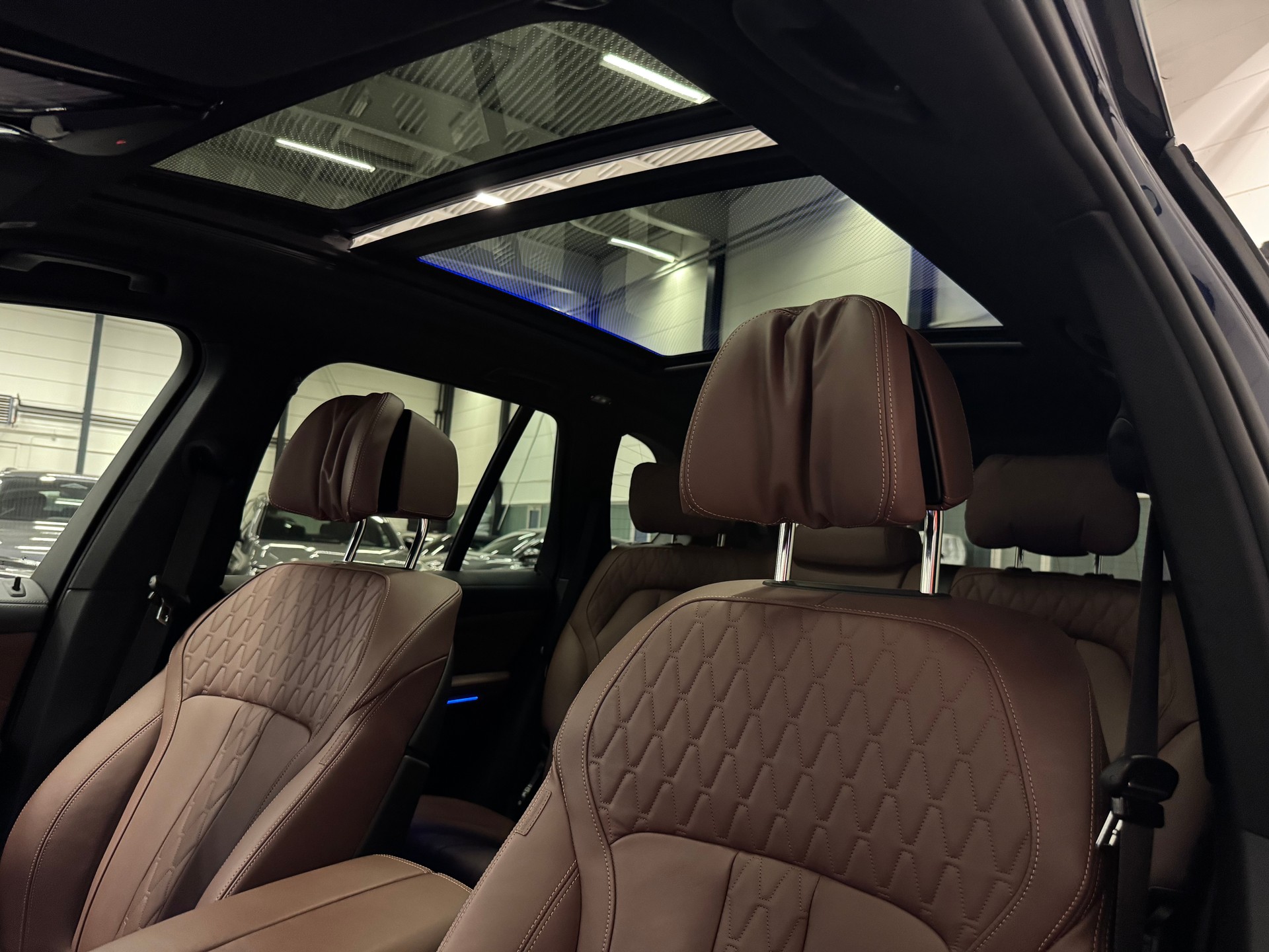 BMW X5 xDrive 48V 40d M Sport Steptronic-image-17