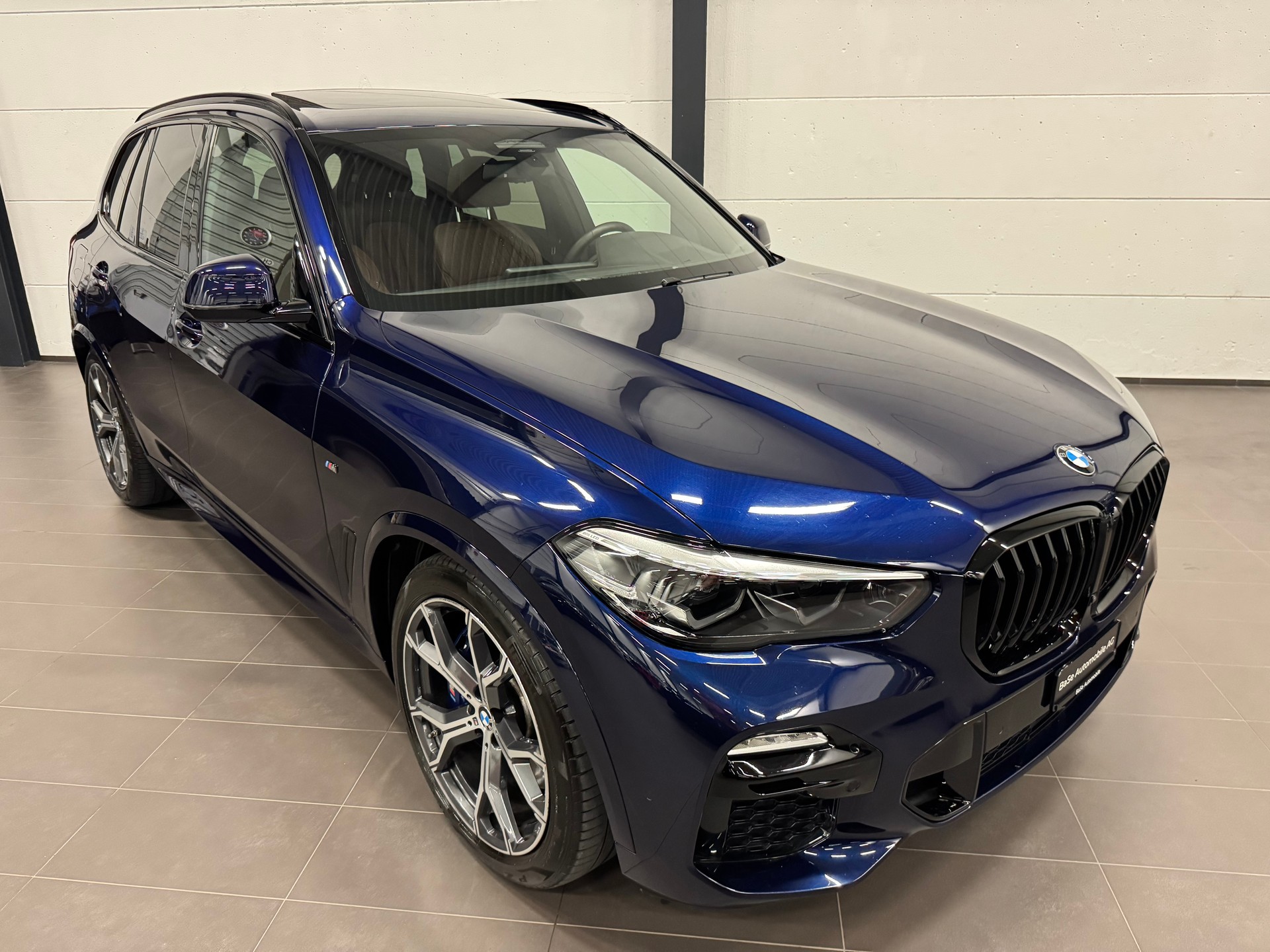 BMW X5 xDrive 48V 40d M Sport Steptronic-image-5