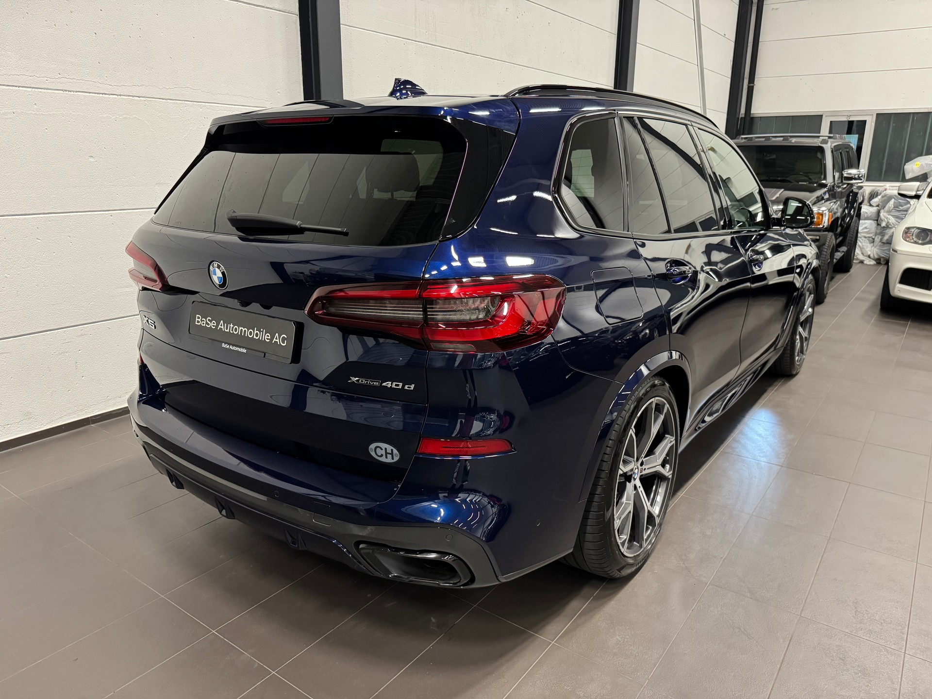 BMW X5 xDrive 48V 40d M Sport Steptronic-image-12