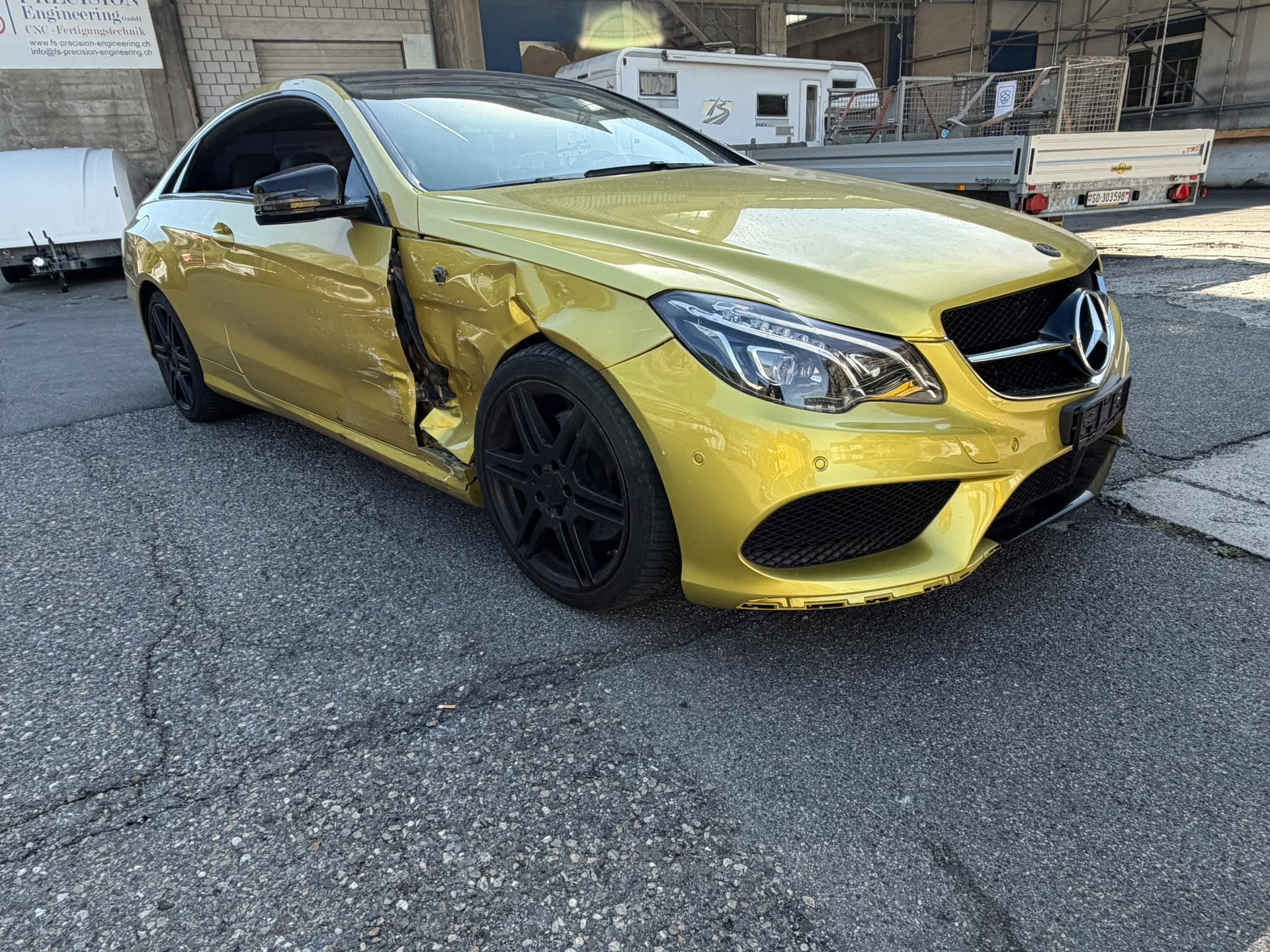 MERCEDES-BENZ E 250 7G-Tronic-image-4