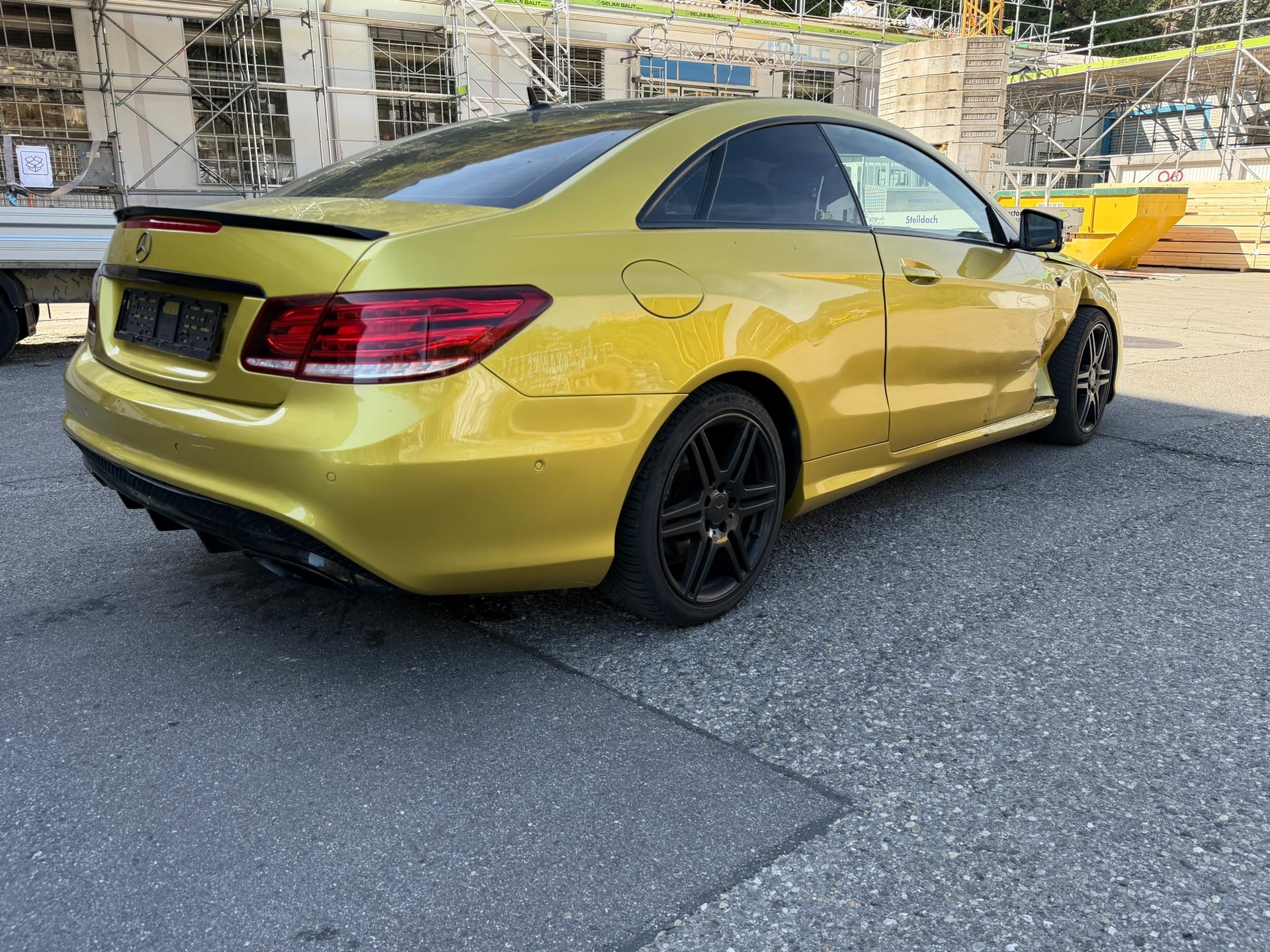 MERCEDES-BENZ E 250 7G-Tronic-image-1
