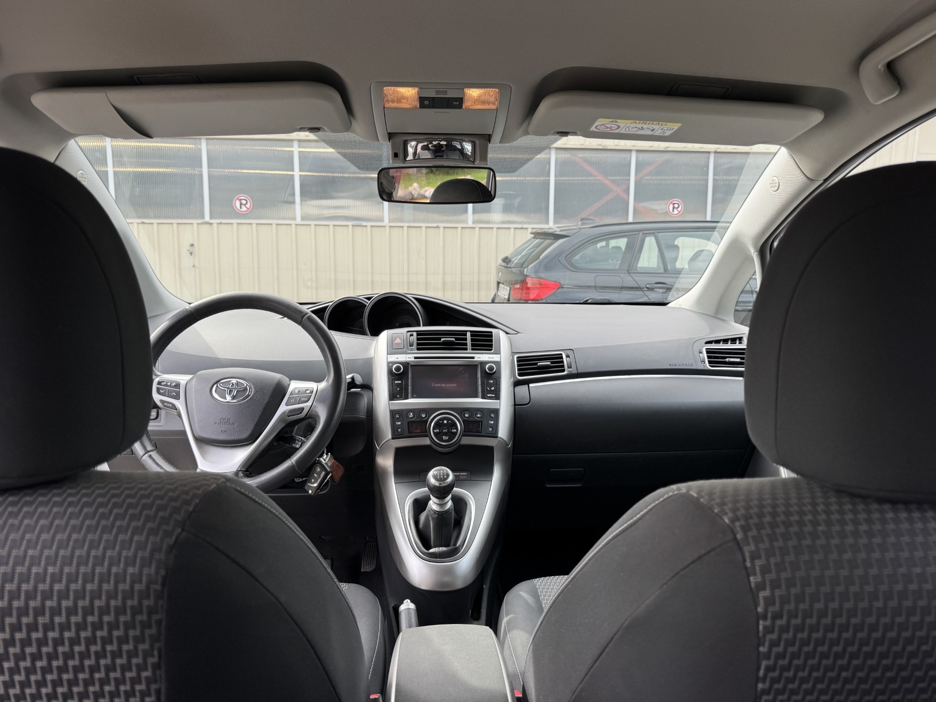 TOYOTA Verso 1.6 D-4D Trend-image-10