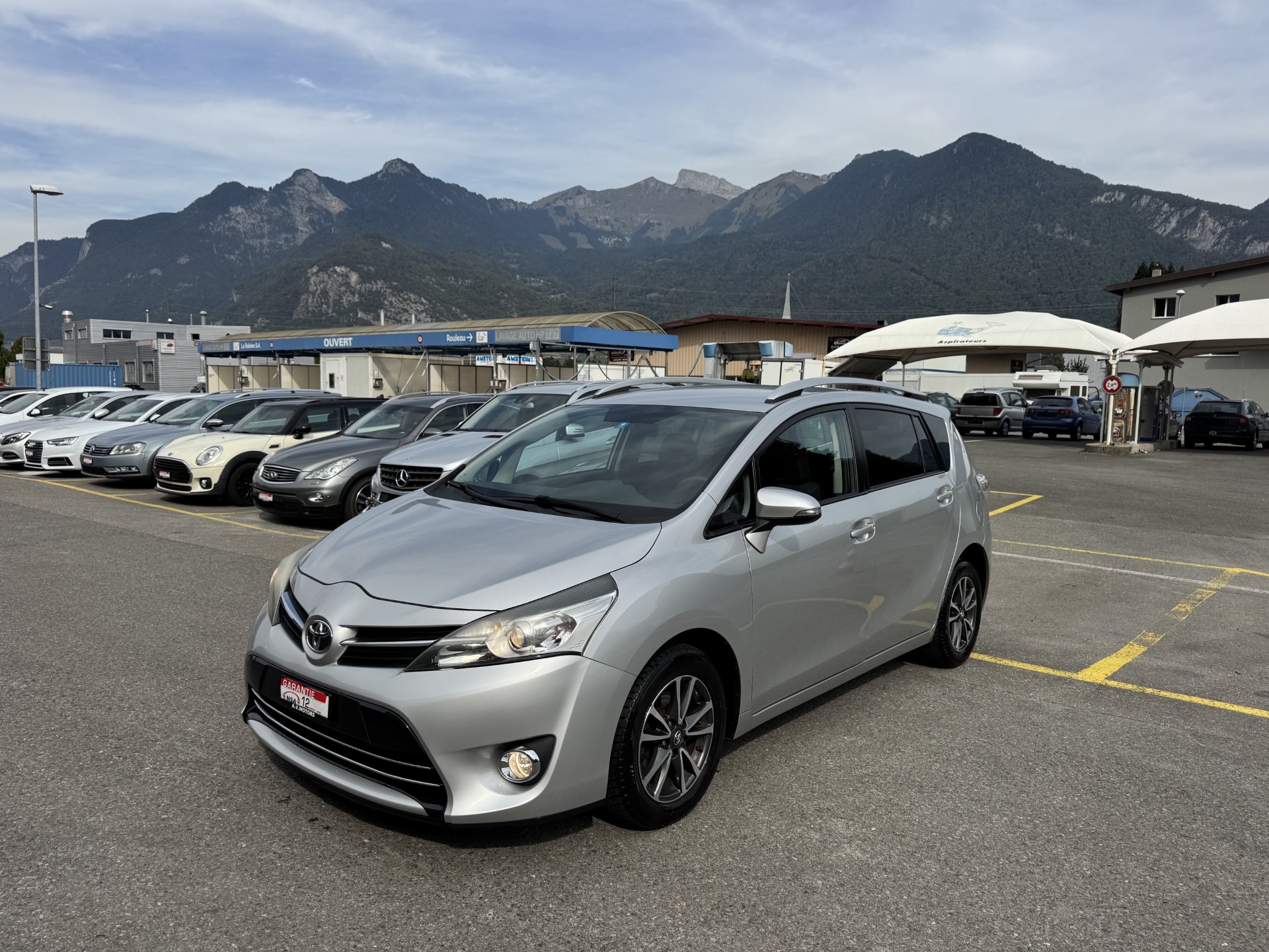 Car photo