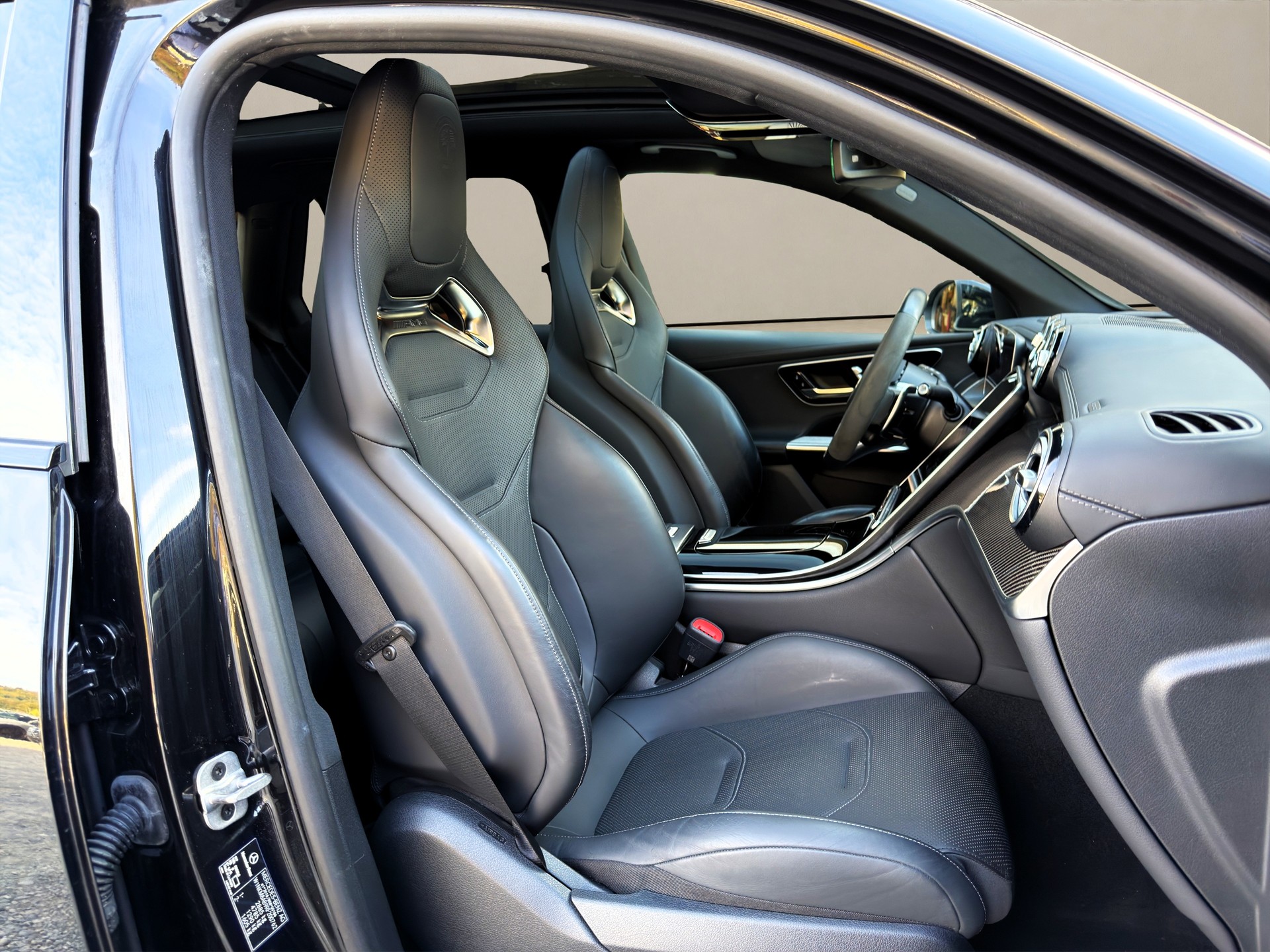 MERCEDES-BENZ GLC❗AMG 63 S e Performance❗9G-Tronic ✅CH-Fahrzeug & TOP-AUSSTATTUNG und Frisch ab Service✅-image-9