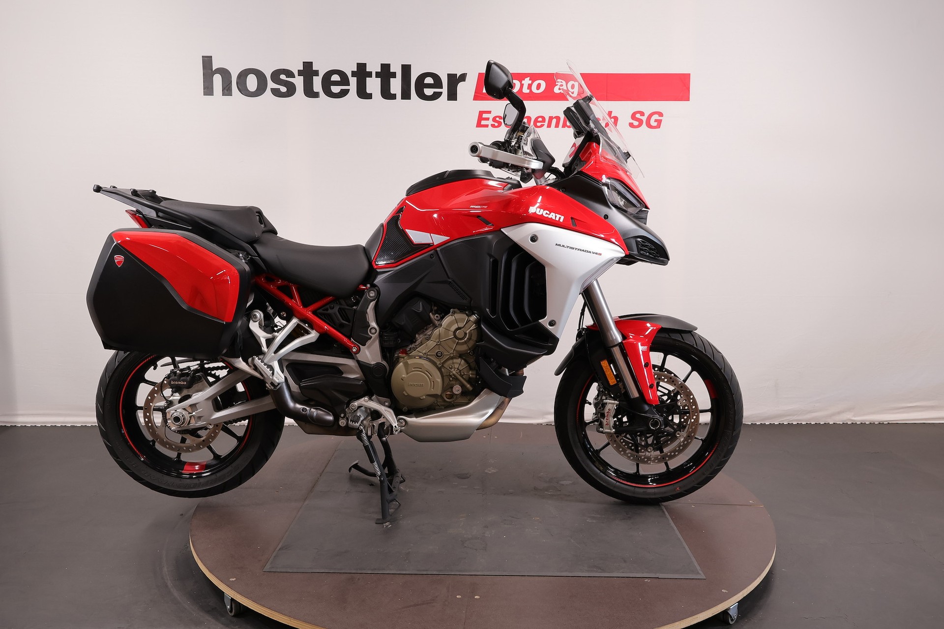 DUCATI Multistrada V4 S-showroom-element-2