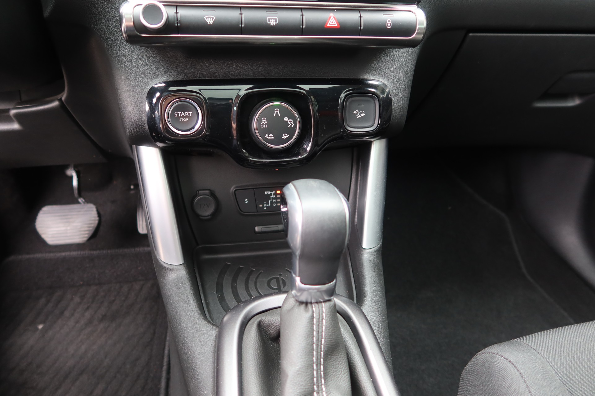 CITROEN C3 Aircross 1.2i PT Feel-image-8