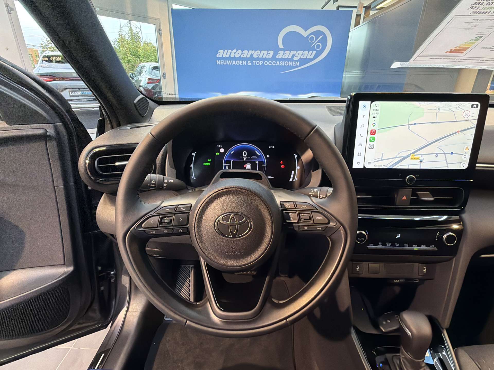 TOYOTA Yaris Cross 1.5 Comfort e-CVT Automat-image-15