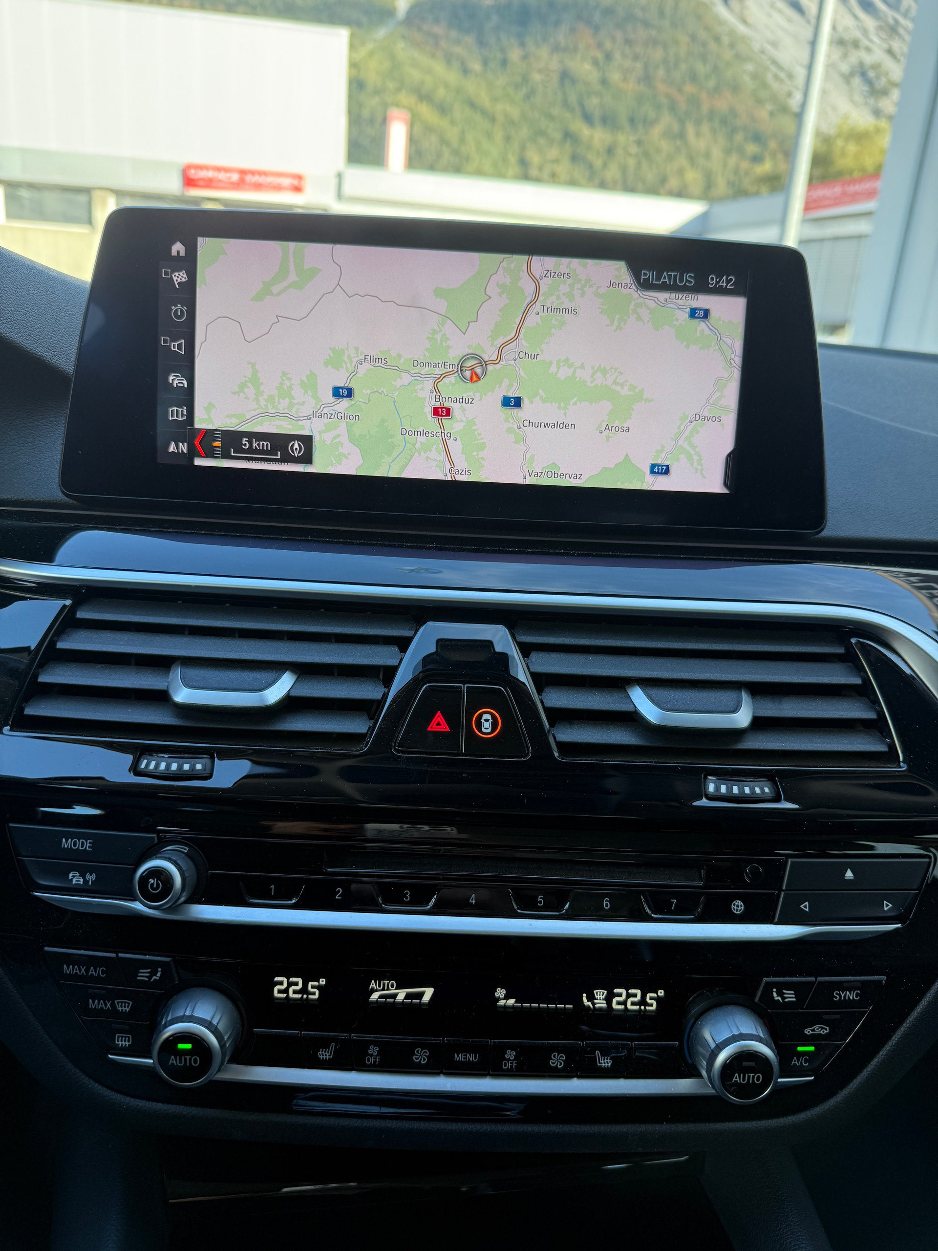 BMW 520d xDrive Touring Sport Line Steptronic-image-22