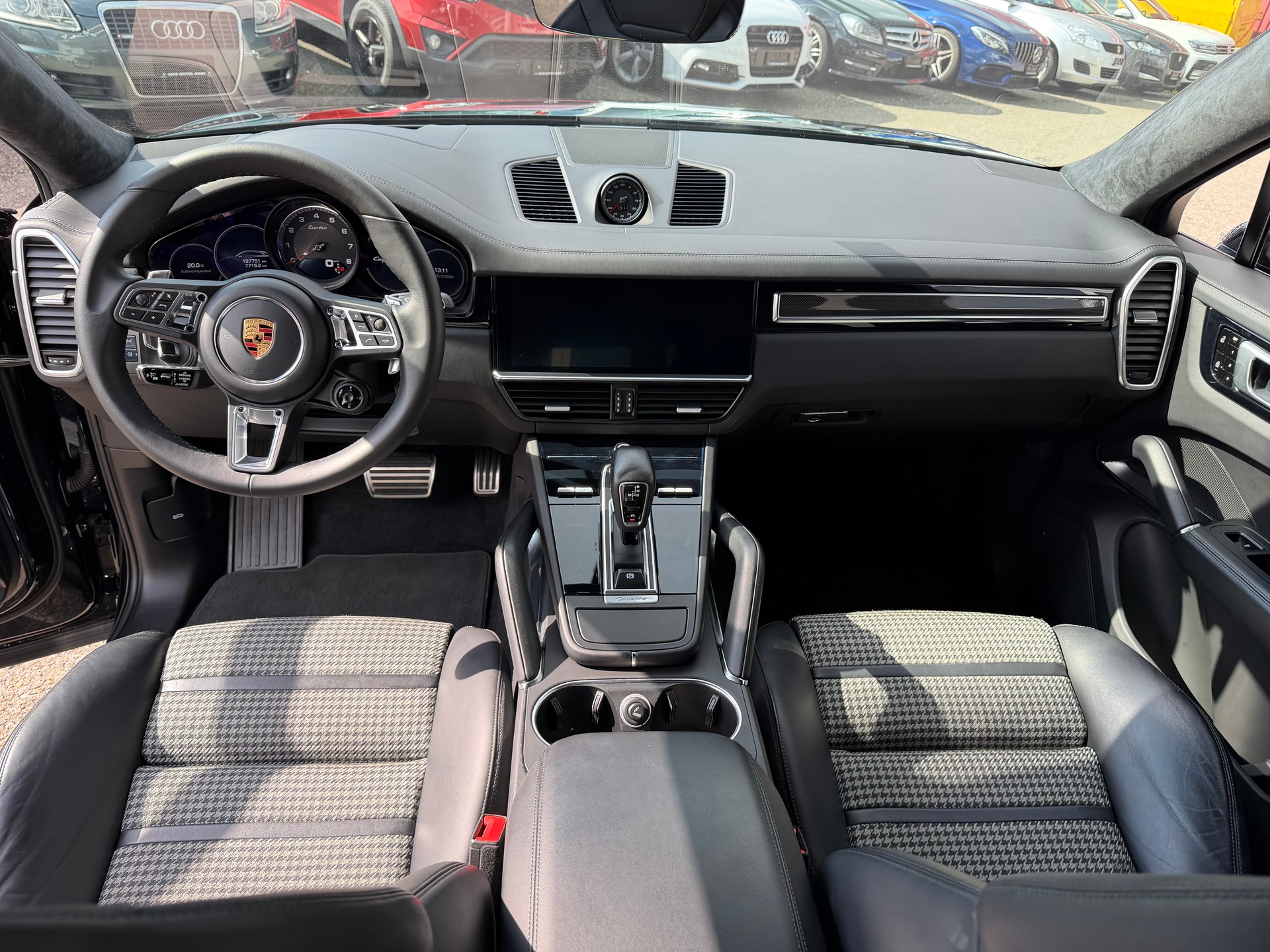 PORSCHE Cayenne Turbo Coupé-image-8