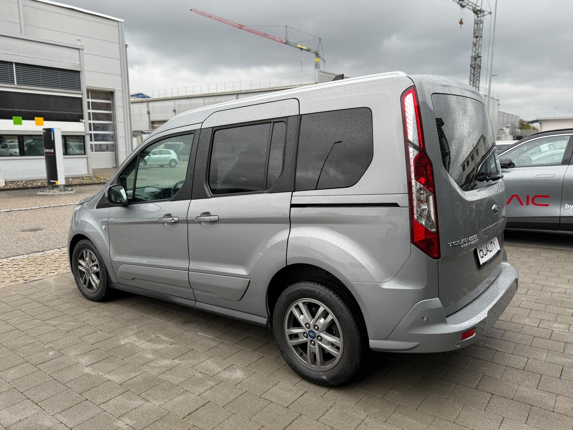 FORD Grand Tourneo Connect 1.5 EcoBlue Titanium Automat-image-6